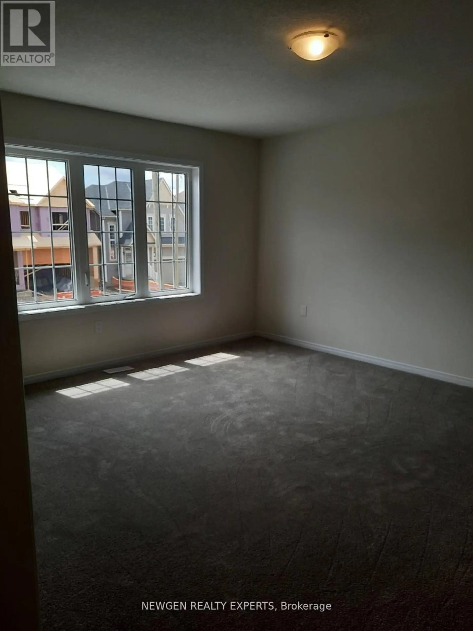 31 SARA DRIVE - Image 14