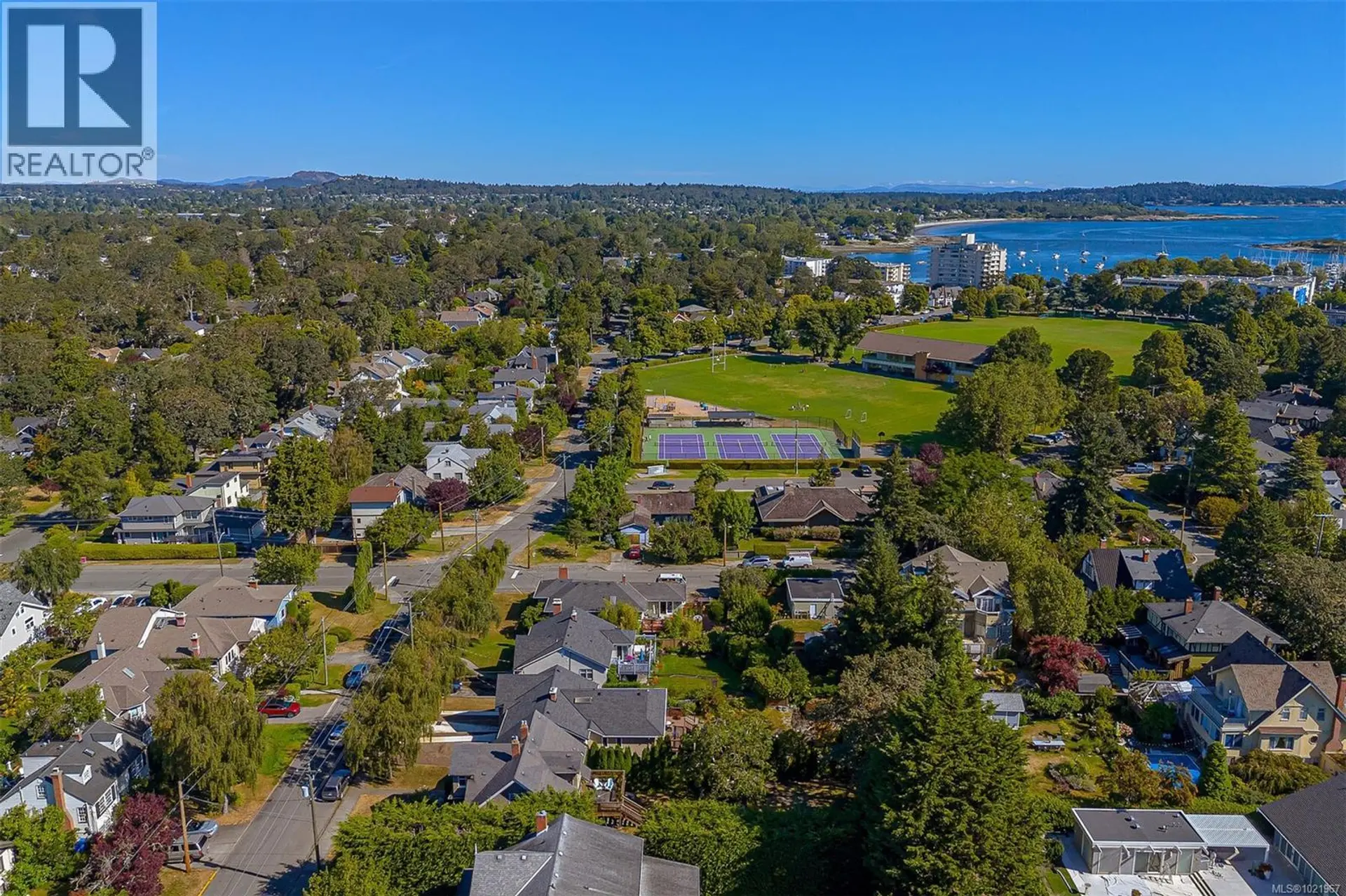 Property at 2409 CURRIE RD, Oak Bay, BC