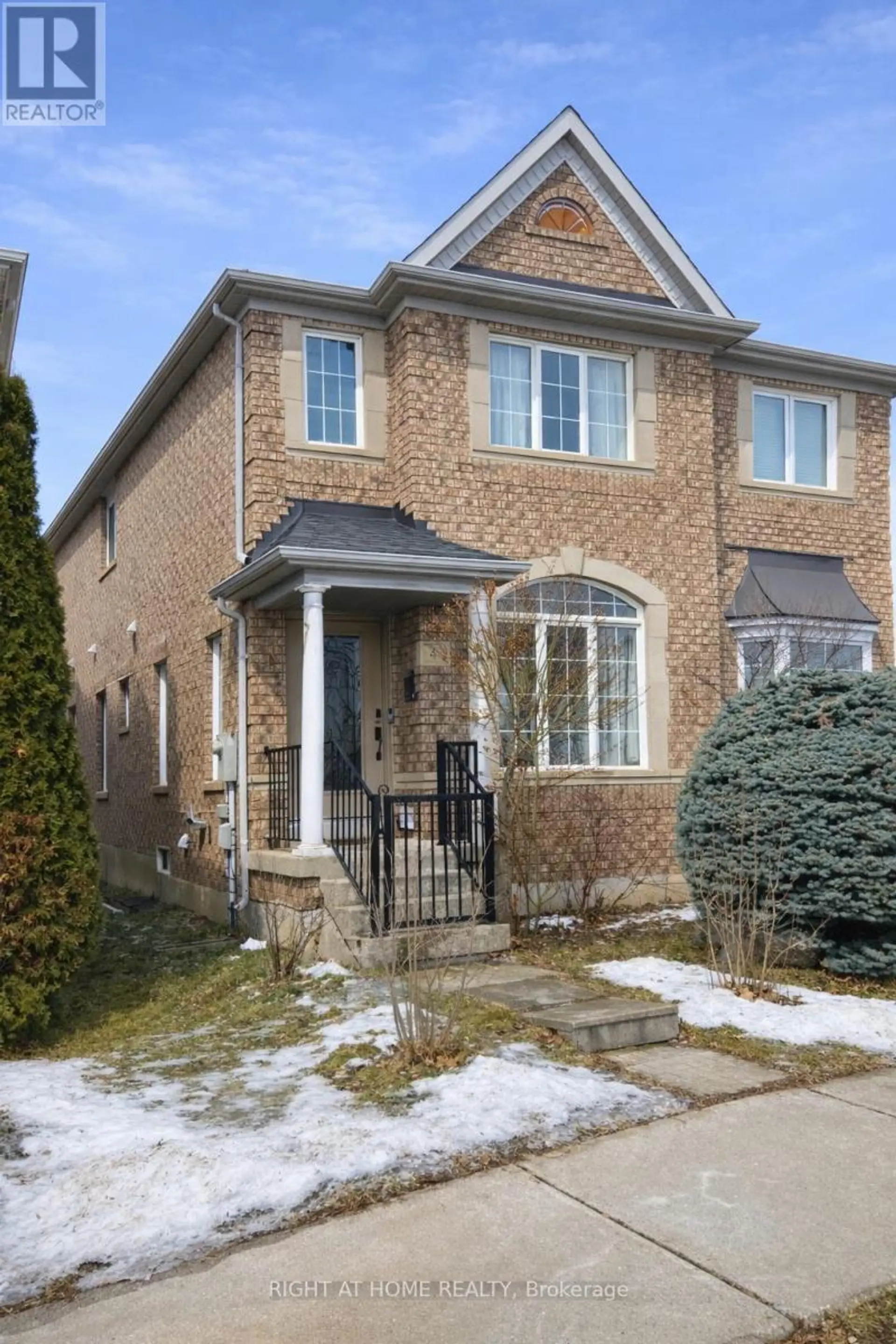 4 FOREST RUN BOULEVARD - Image 1