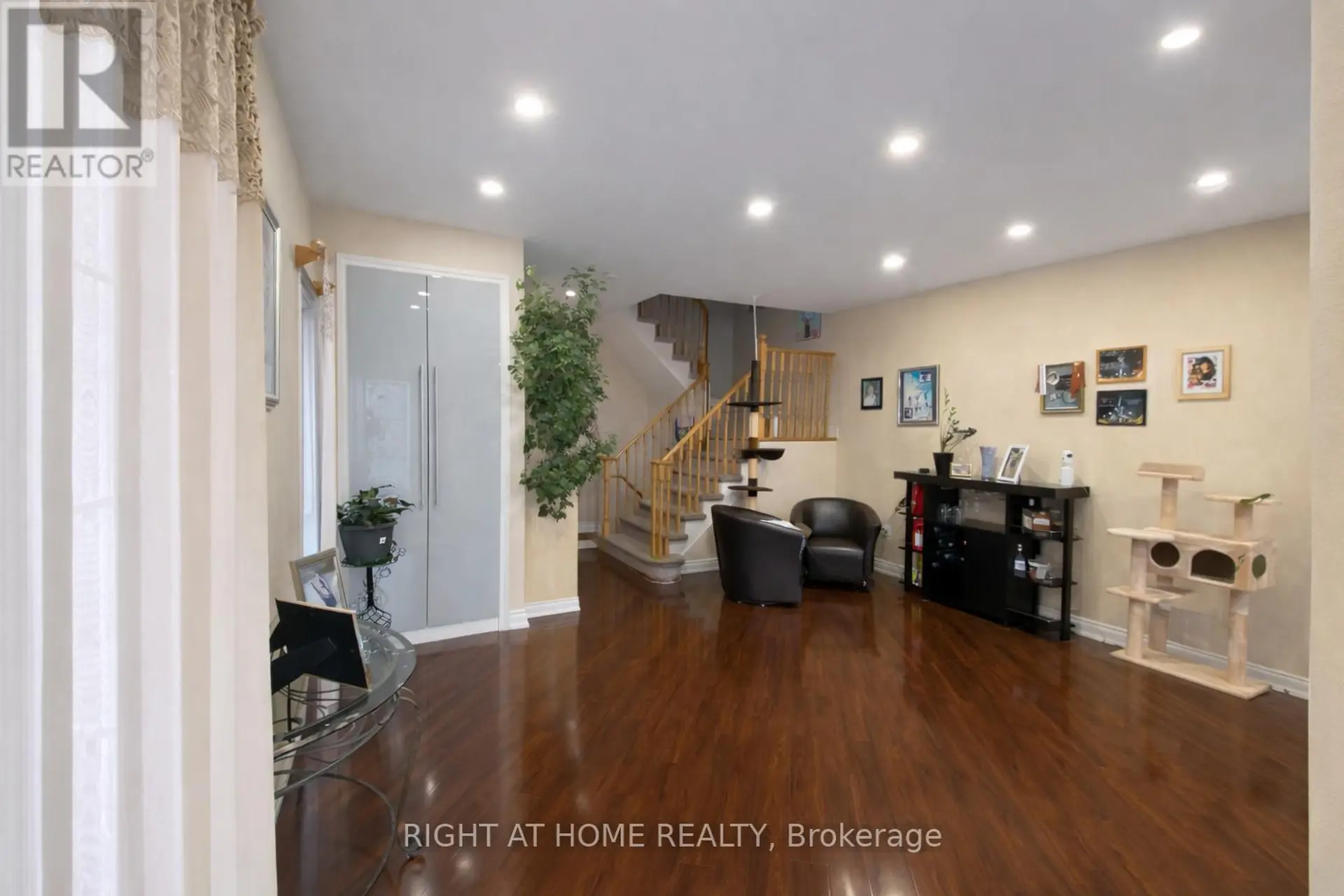 4 FOREST RUN BOULEVARD - Image 5