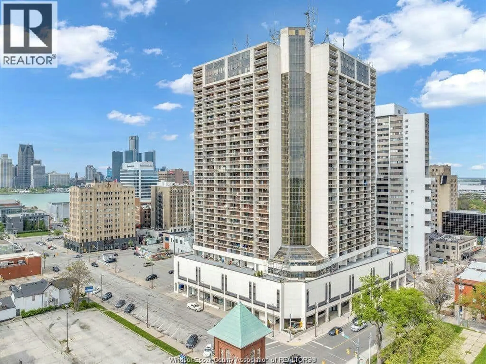 #2212 150 PARK STREET - Image 1
