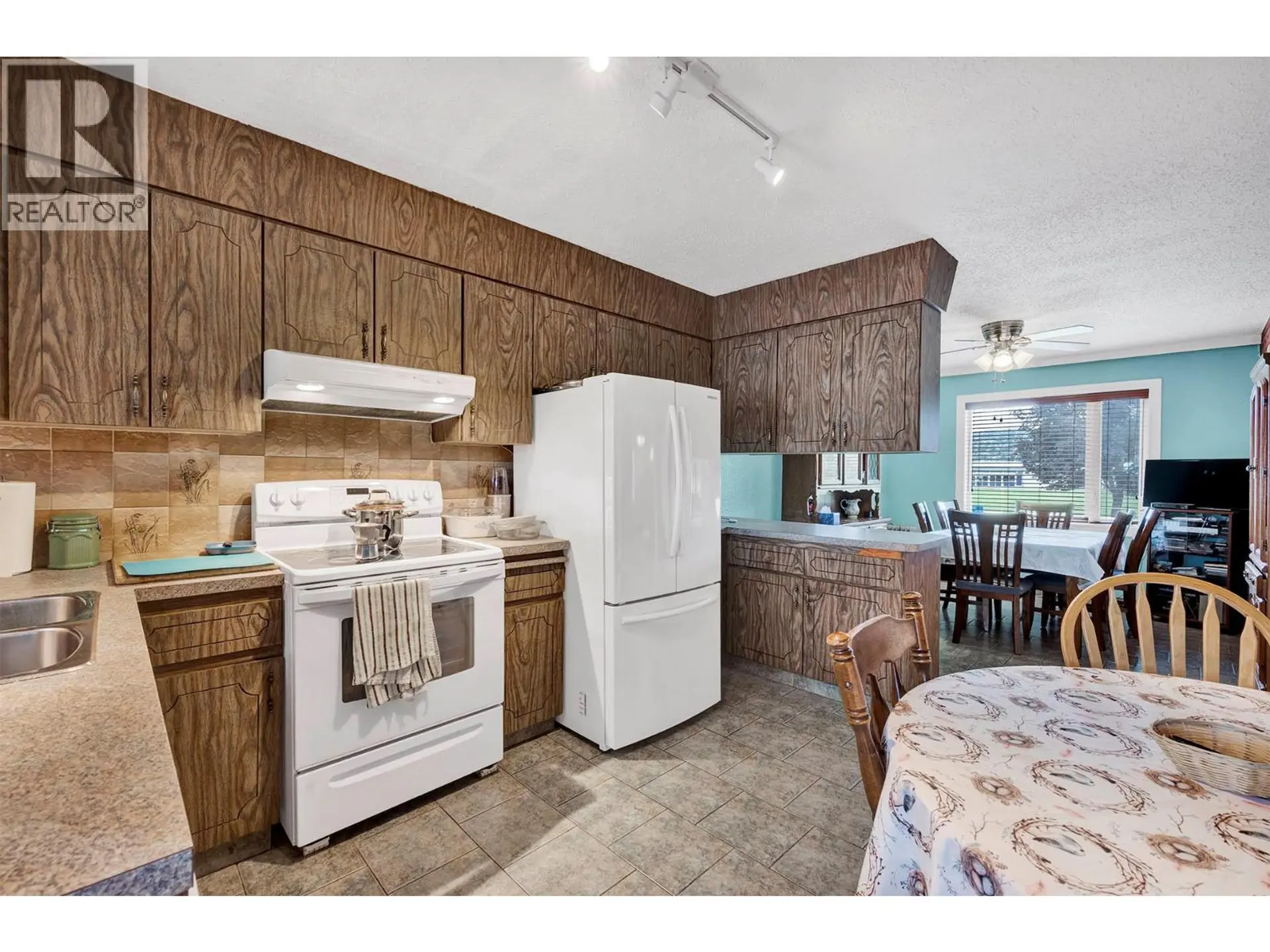 Property at 307 HOLLY AVENUE, Kamloops, BC