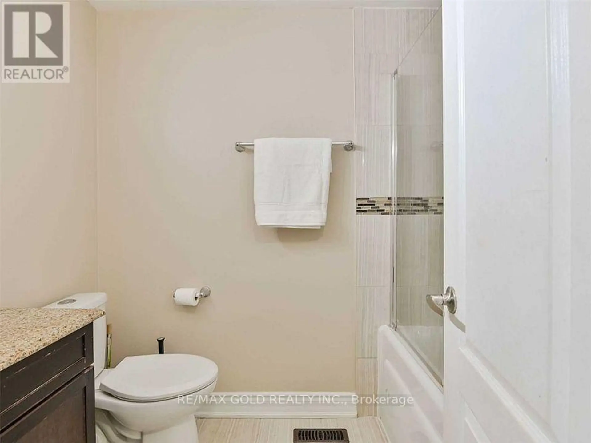 67 ARCHDEKIN DRIVE S - Image 7