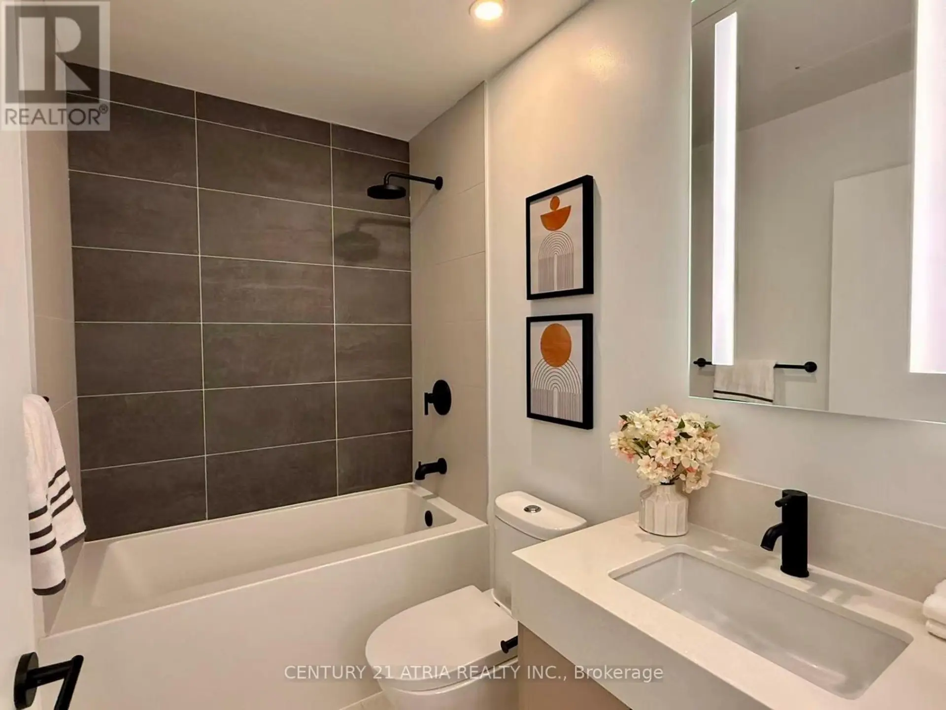 #103 308 JARVIS STREET - Image 2