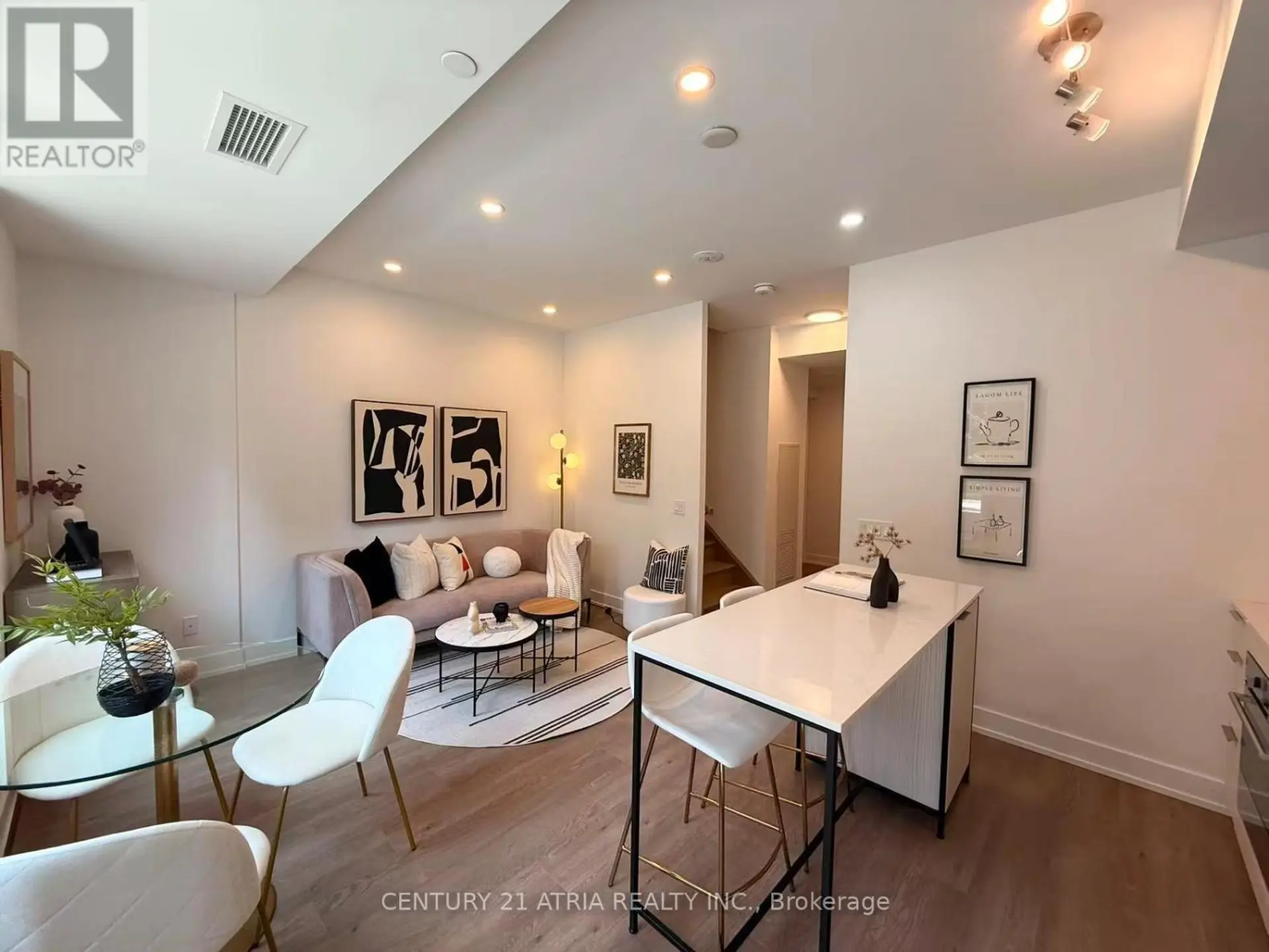 #103 308 JARVIS STREET - Image 3