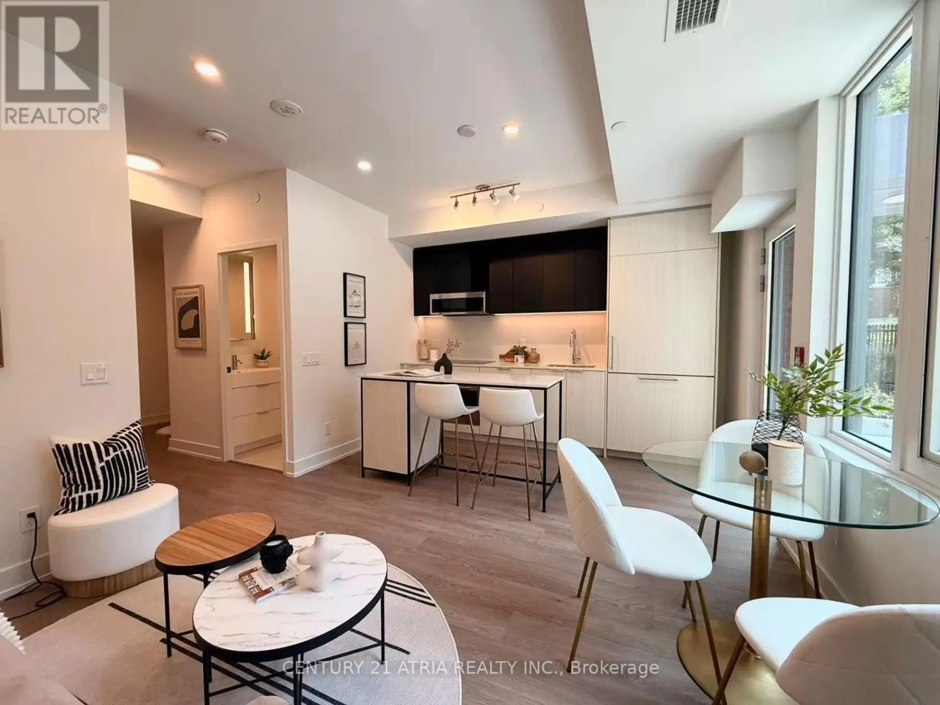 #103 308 JARVIS STREET - Image 4