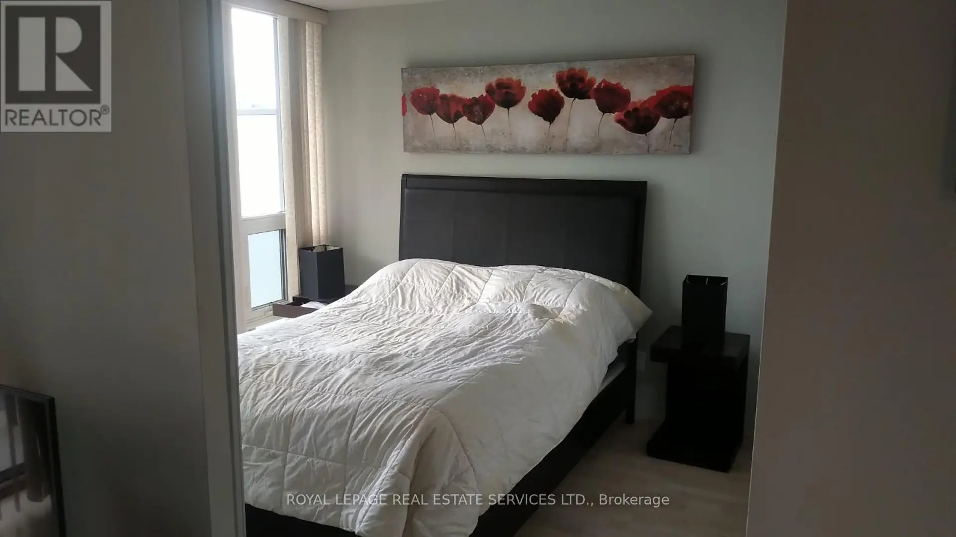 #1609 126 SIMCOE STREET - Image 6