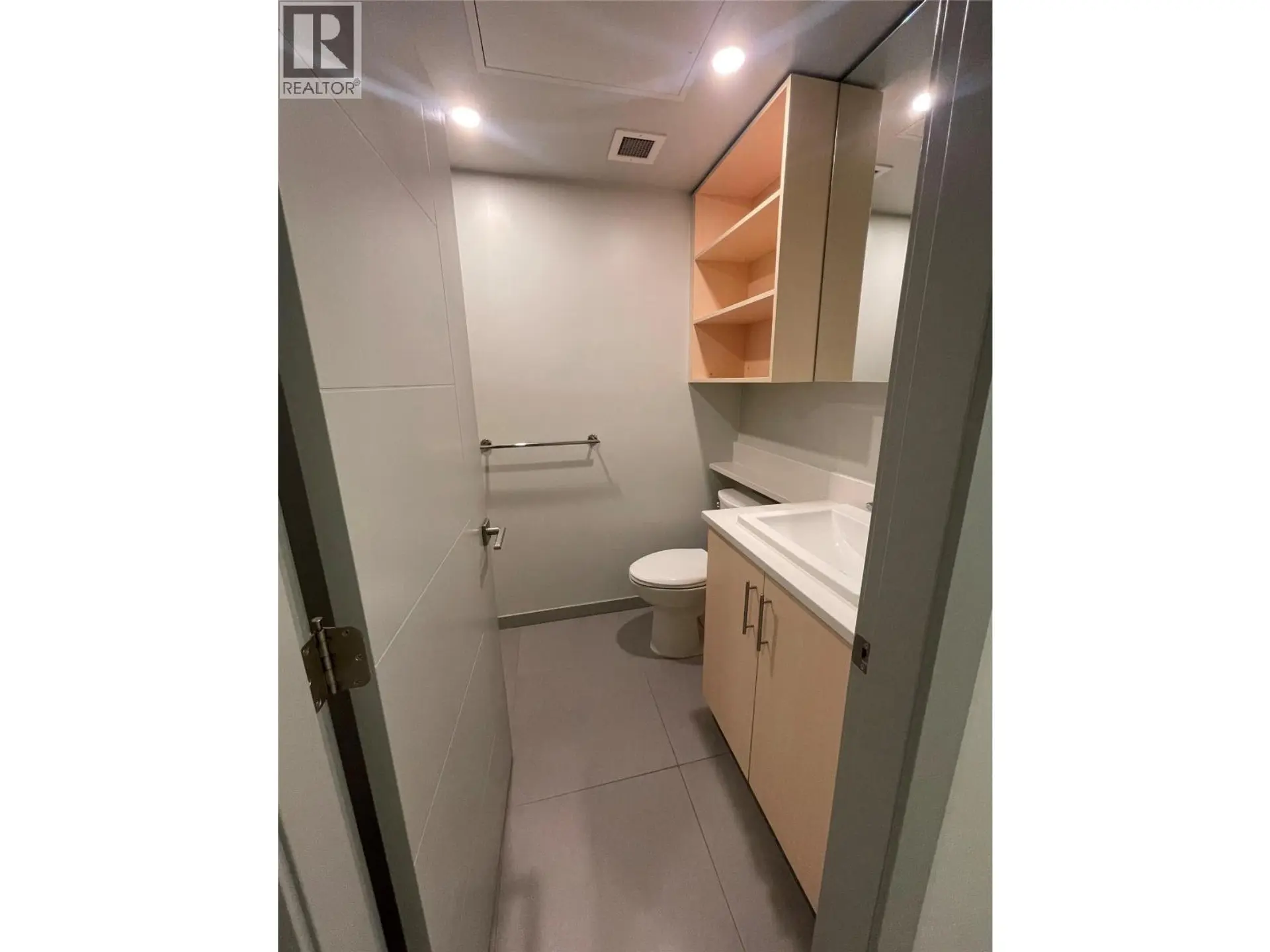 Property at #112 345 DOUGALL ROAD N, Kelowna, BC