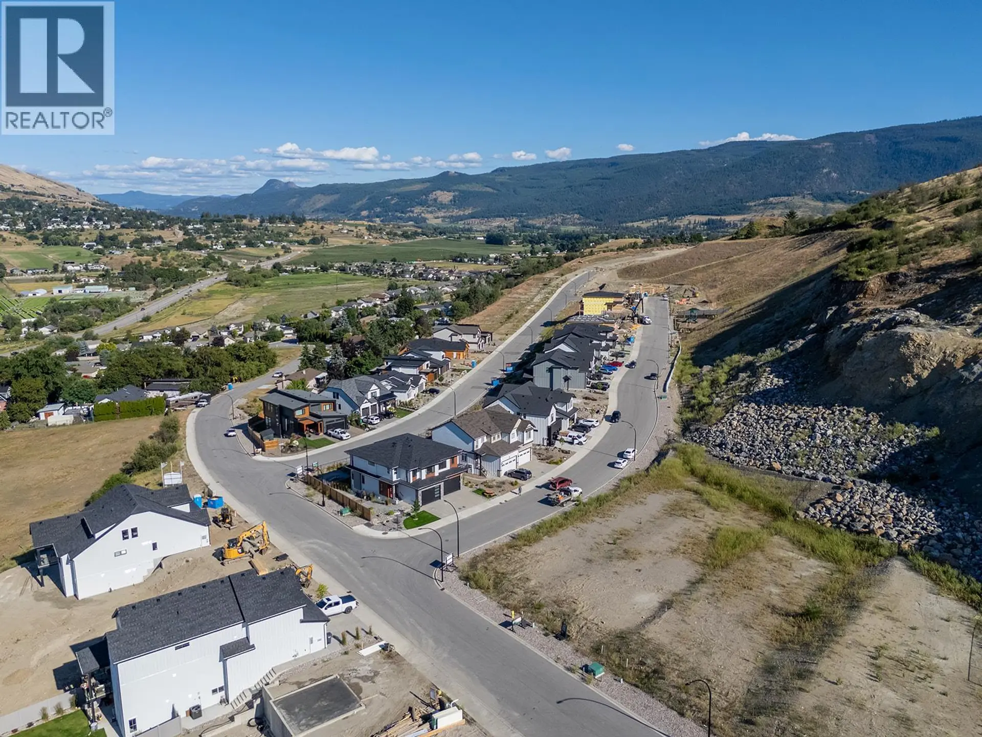 Property at 406 ARROWLEAF RISE, Coldstream, BC