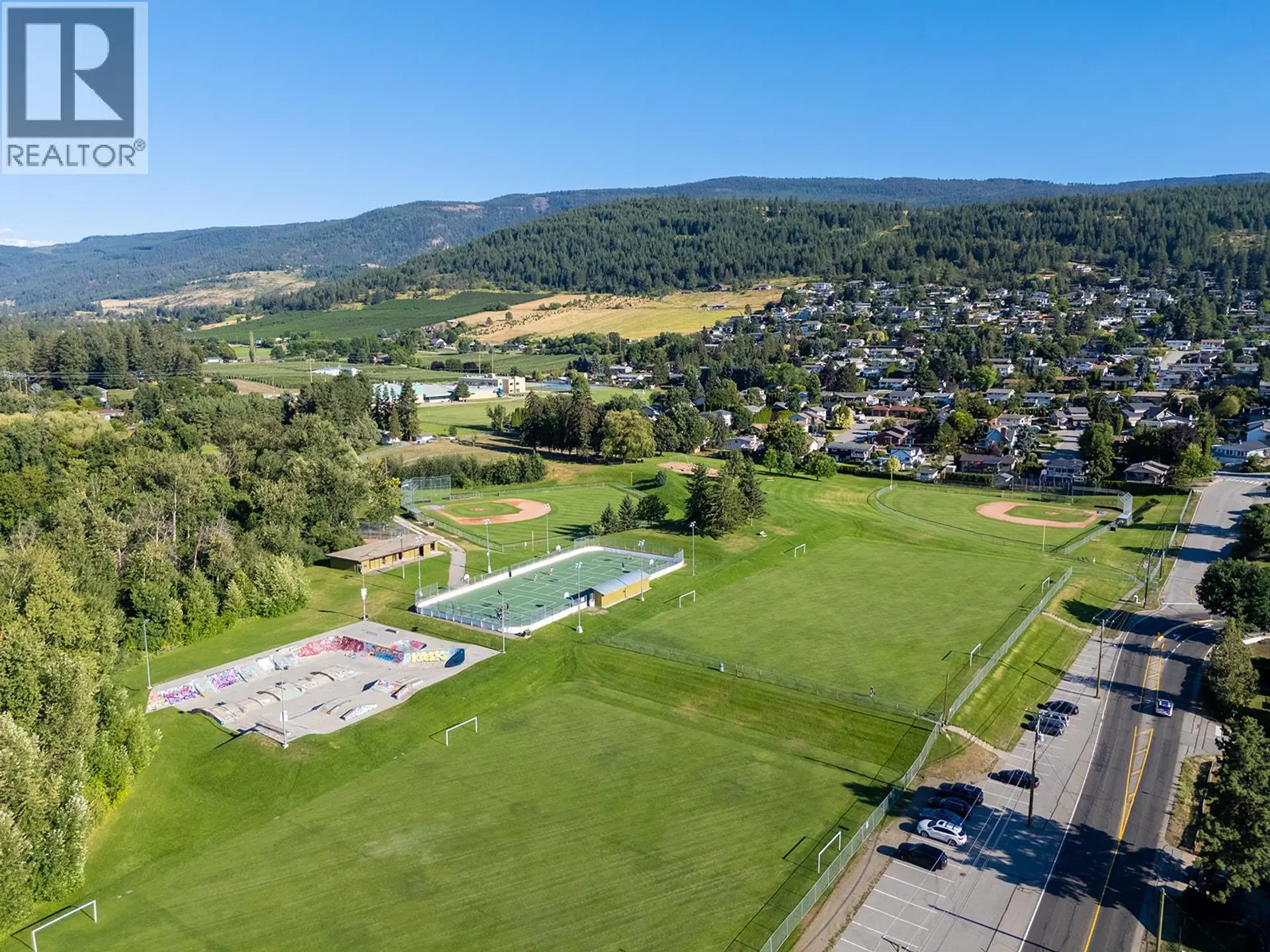 Property at 406 ARROWLEAF RISE, Coldstream, BC