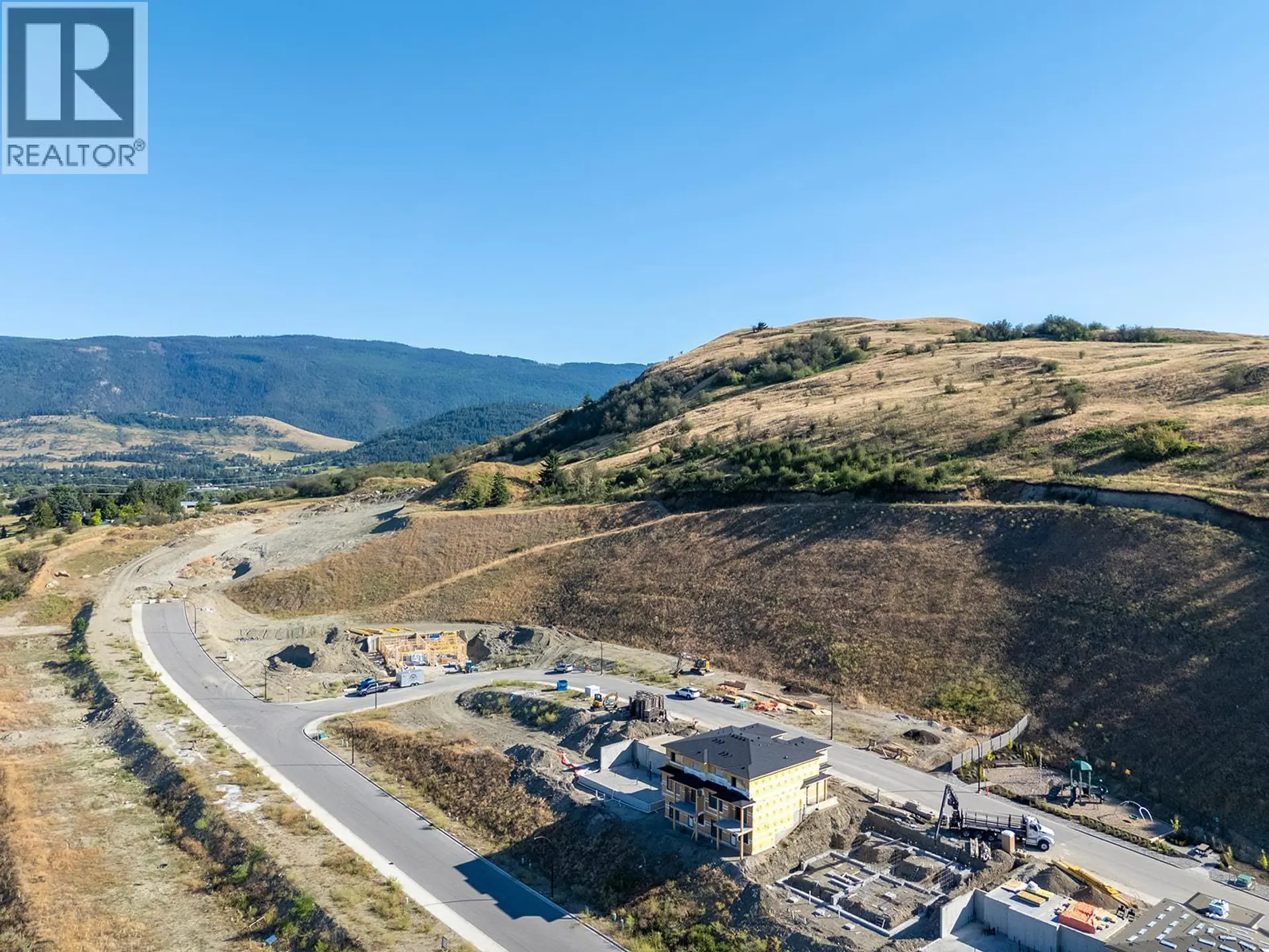 Property at 410 ARROWLEAF RISE, Coldstream, BC