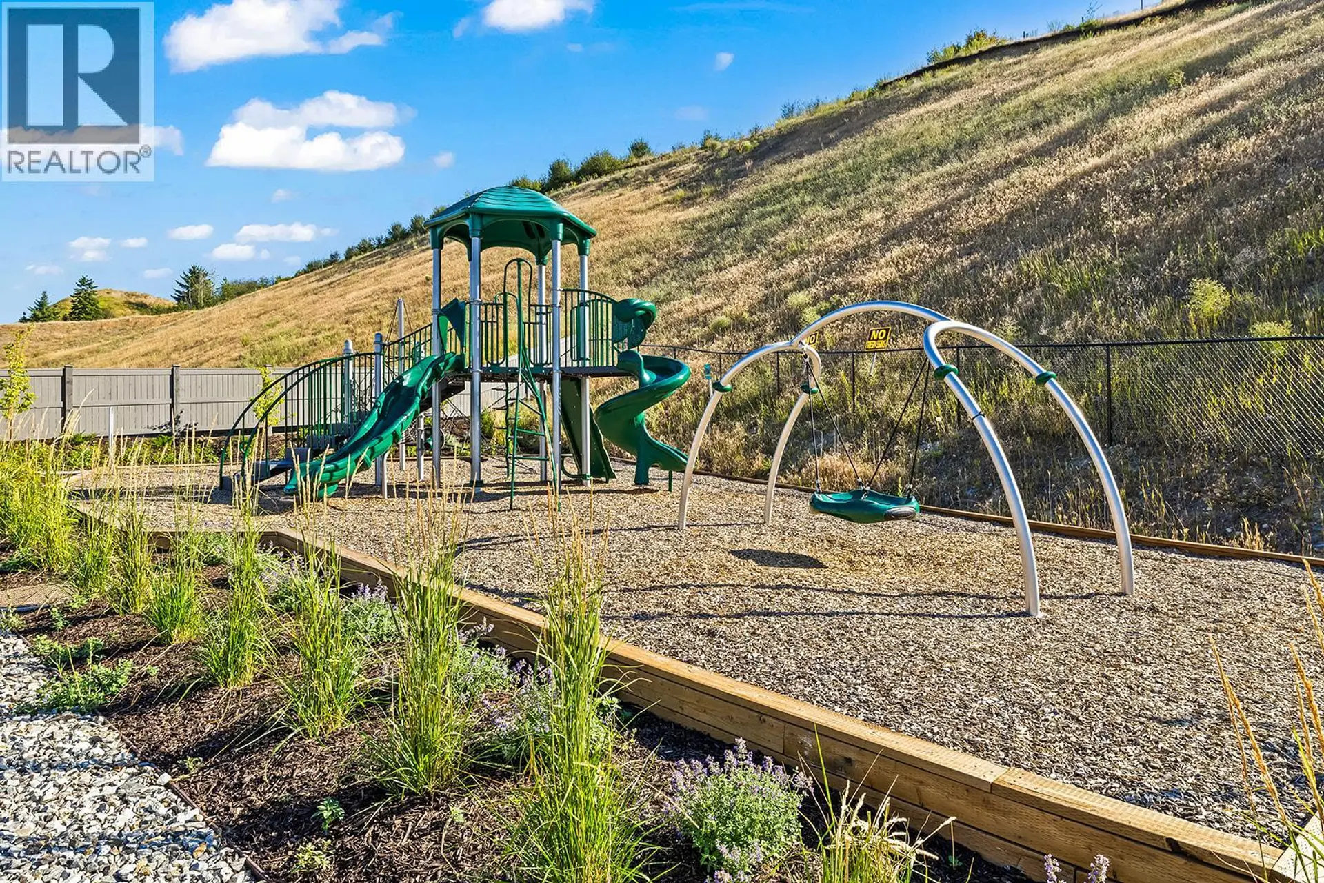 Property at 410 ARROWLEAF RISE, Coldstream, BC