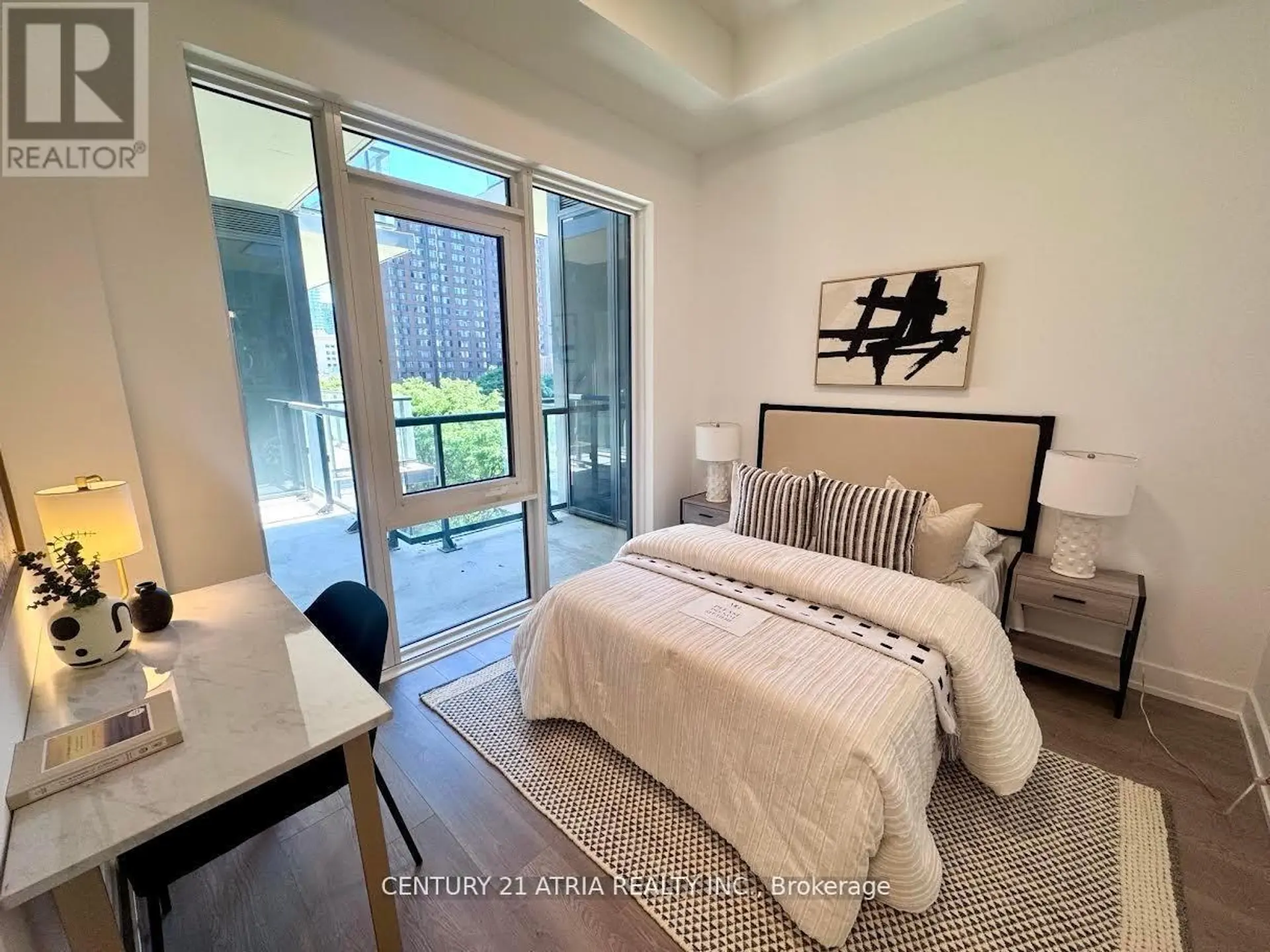 #717 308 JARVIS STREET - Image 4