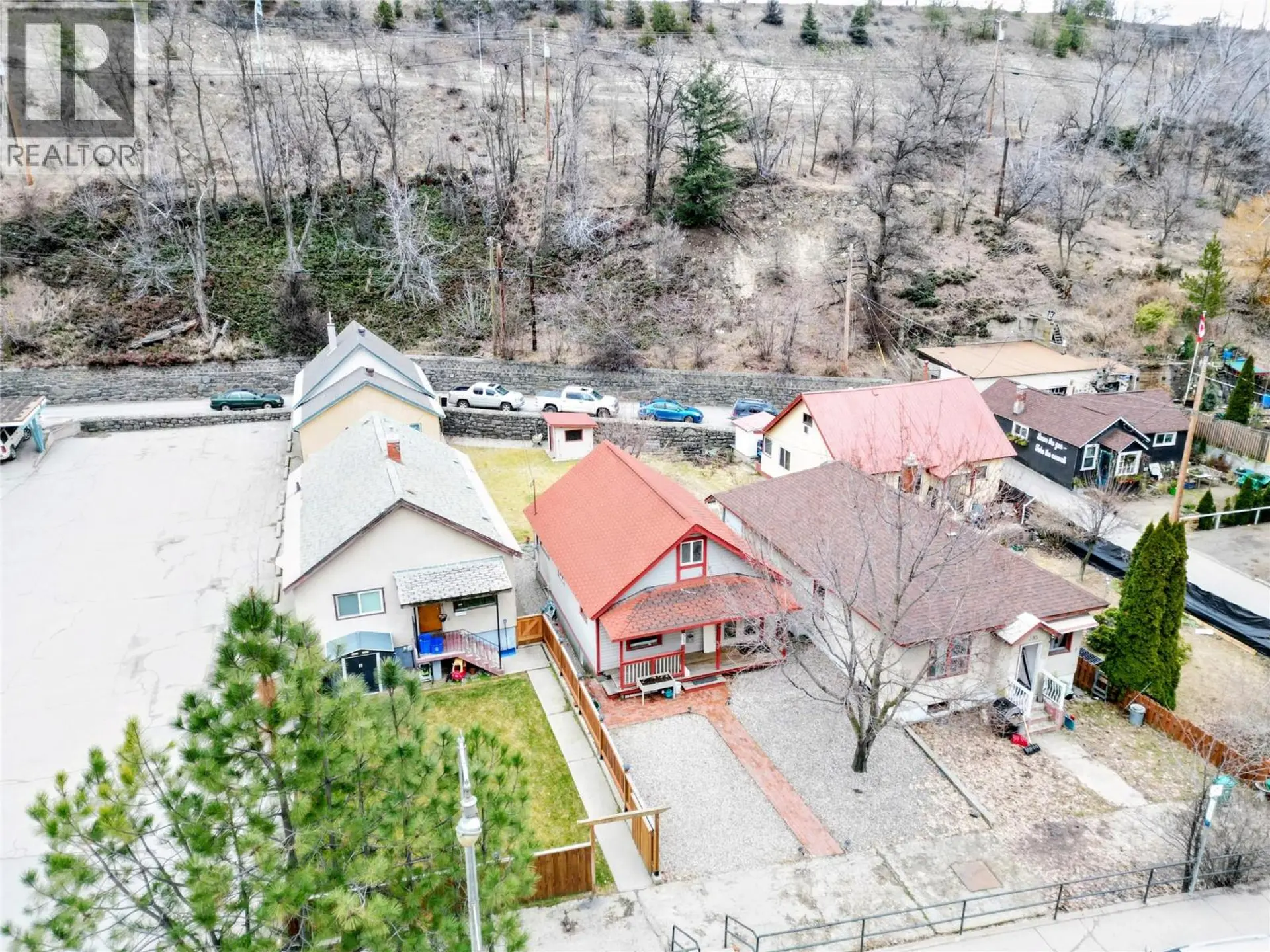 Property at 363 ROSSLAND AVENUE, Trail, BC