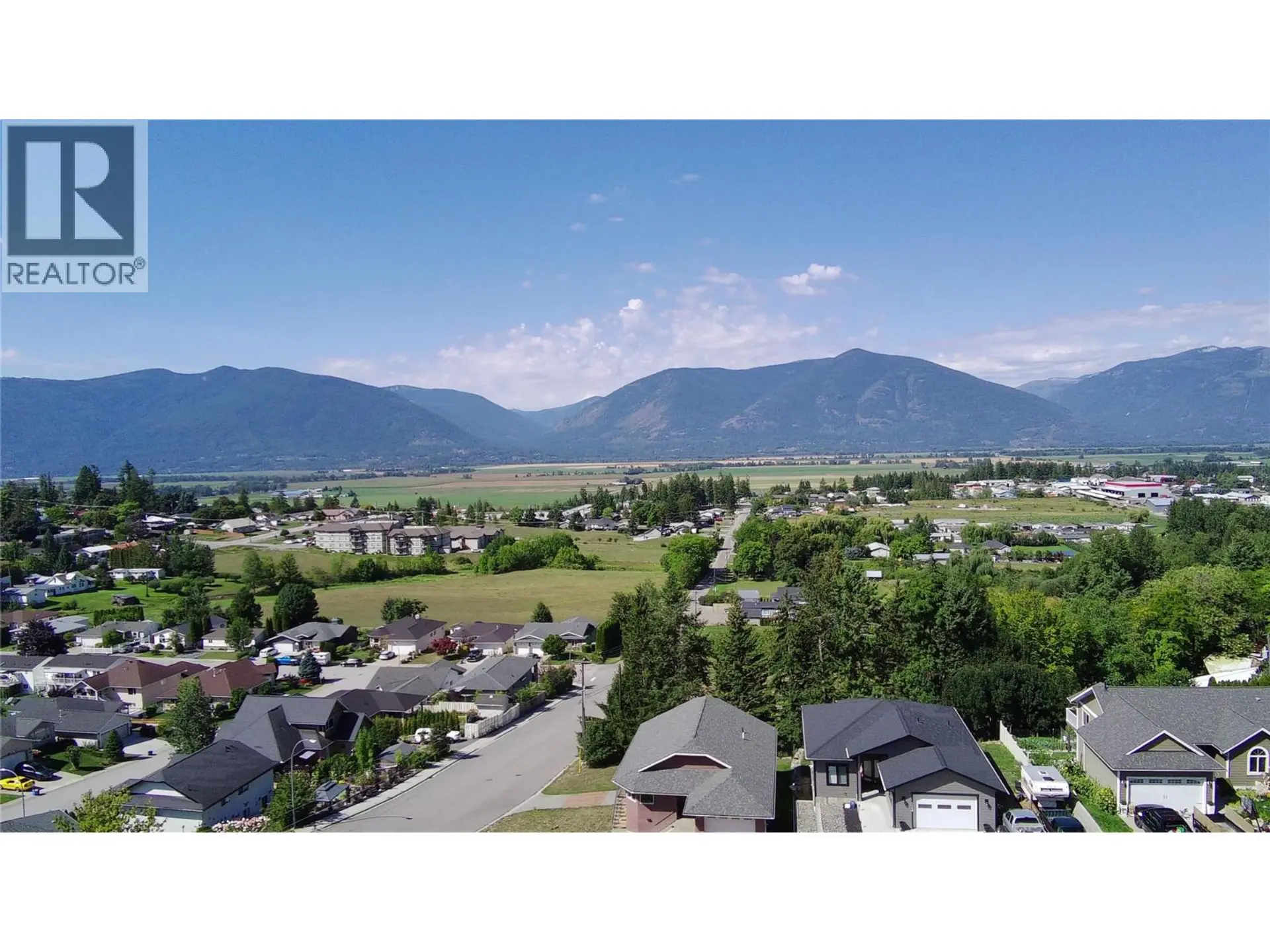Property at 1108 12TH AVENUE N, Creston, BC