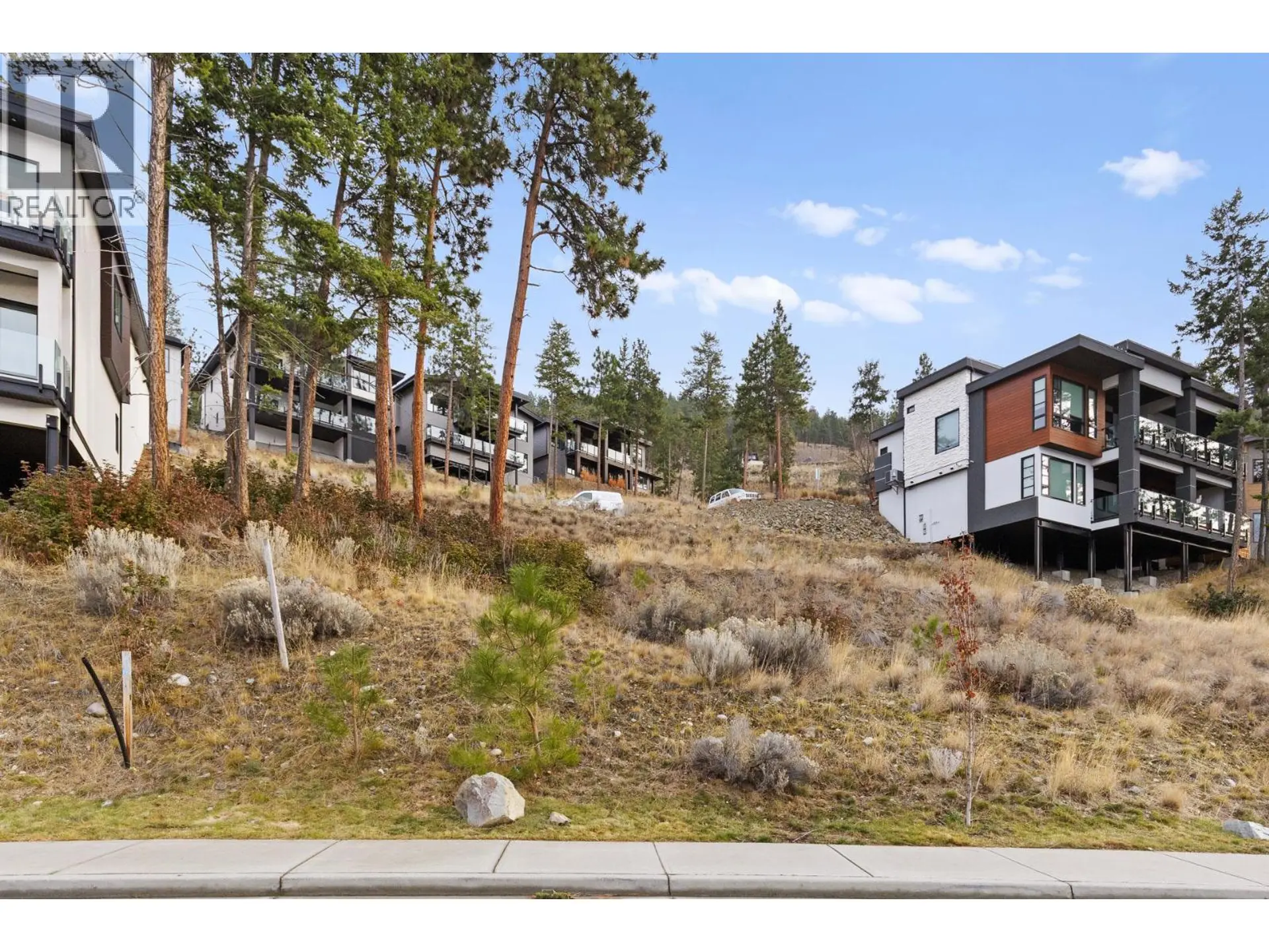 Property at 3332 BLACK PINE LANE, Kelowna, BC