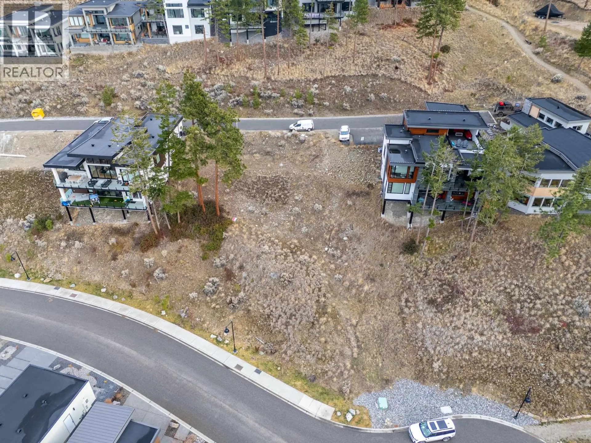 Property at 3332 BLACK PINE LANE, Kelowna, BC