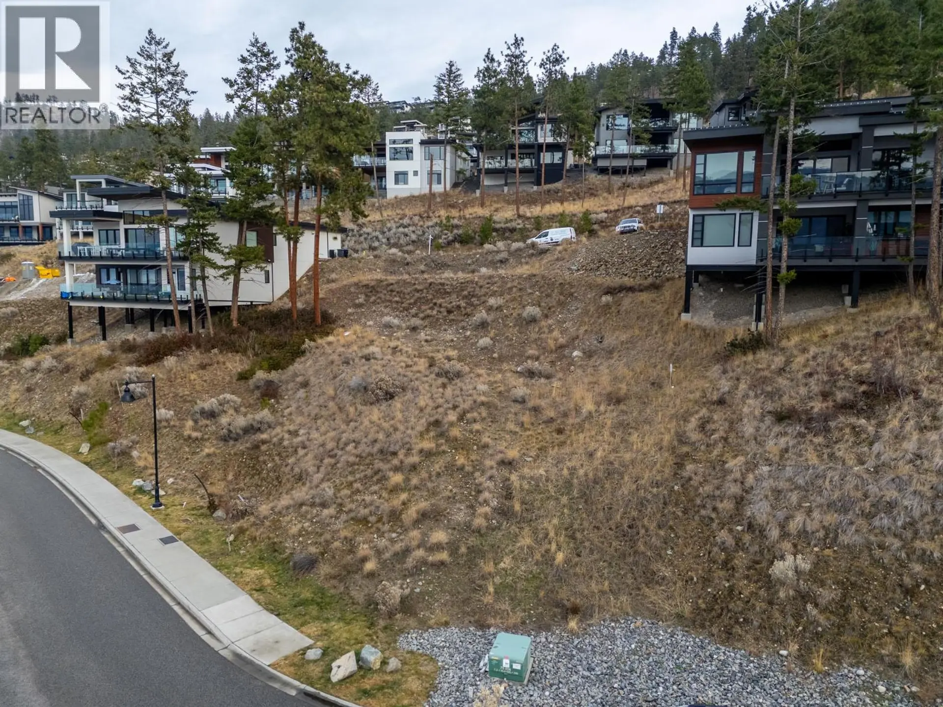 Property at 3332 BLACK PINE LANE, Kelowna, BC