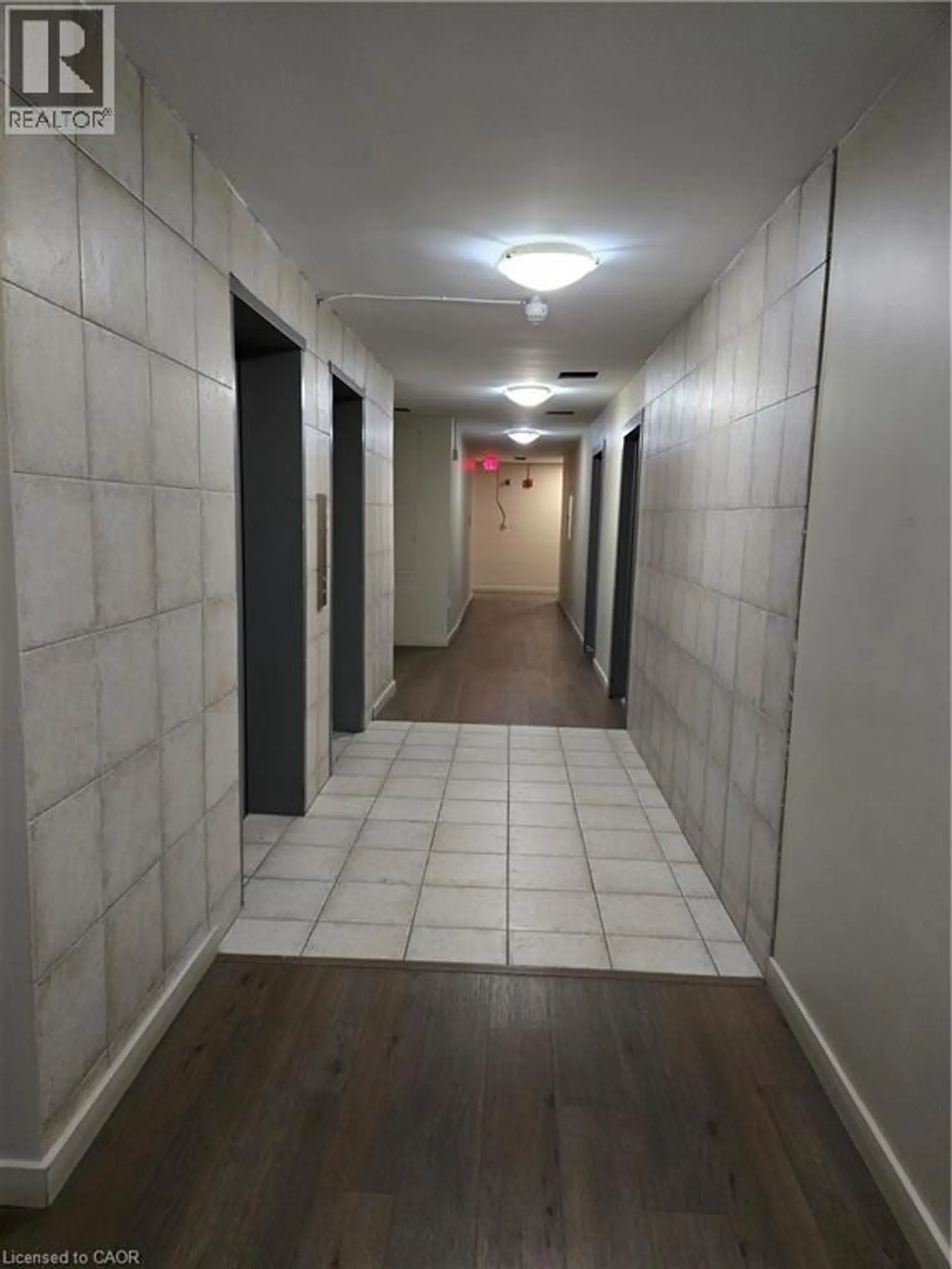 #706 563 MORNINGTON Avenue - Image 18