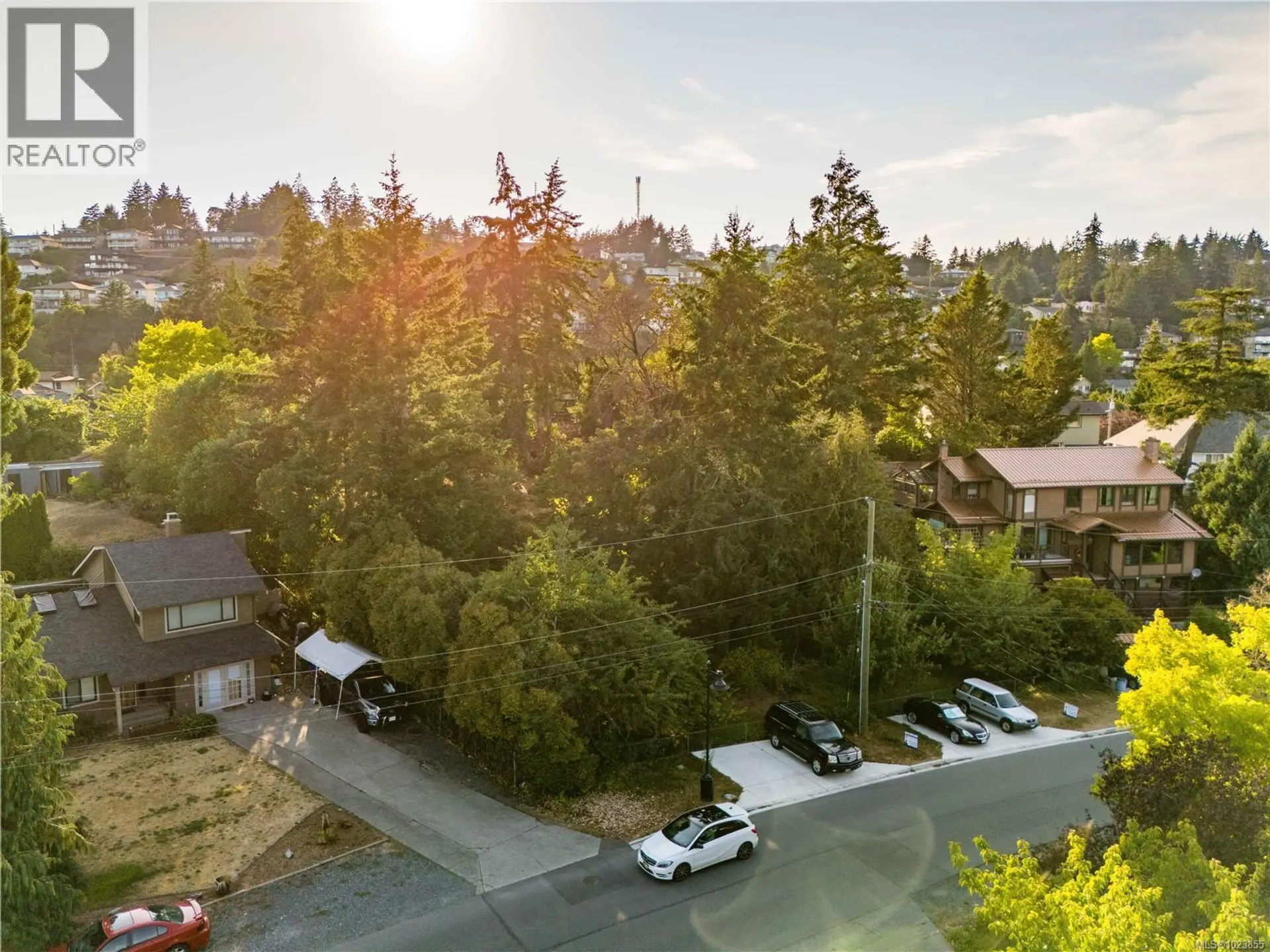 Property at #B 3366 MARY ANNE CRES, Colwood, BC