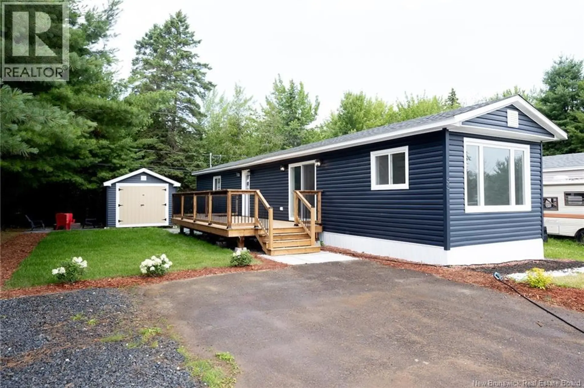 33 NORTHRUP CRESCENT - Image 2