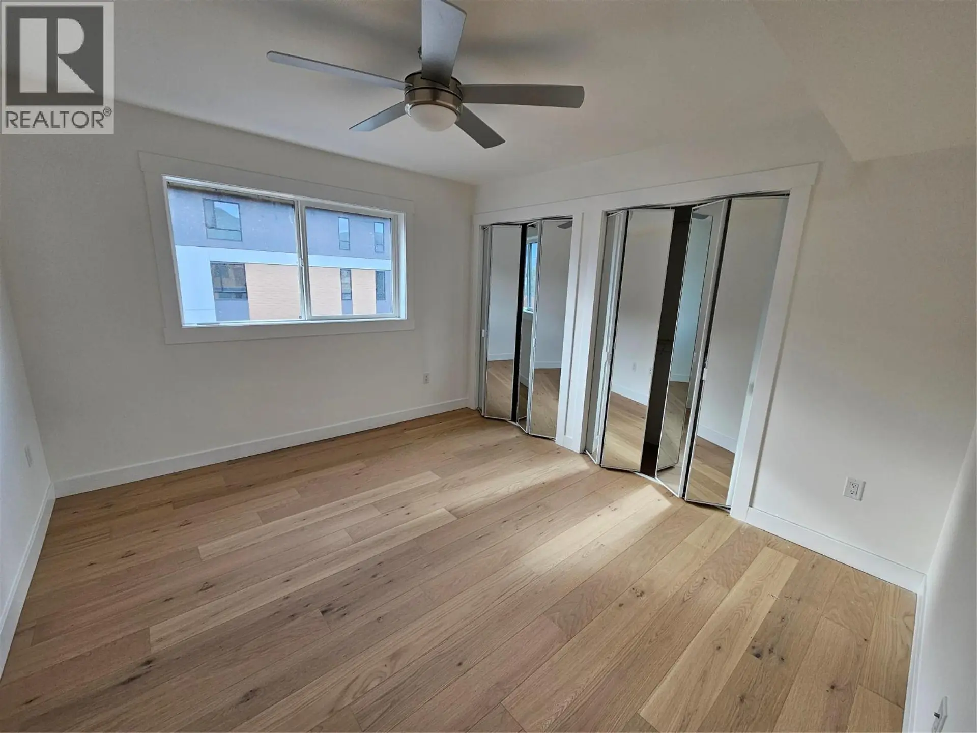 Property at #402 578 LAKESHORE DRIVE, Penticton, BC