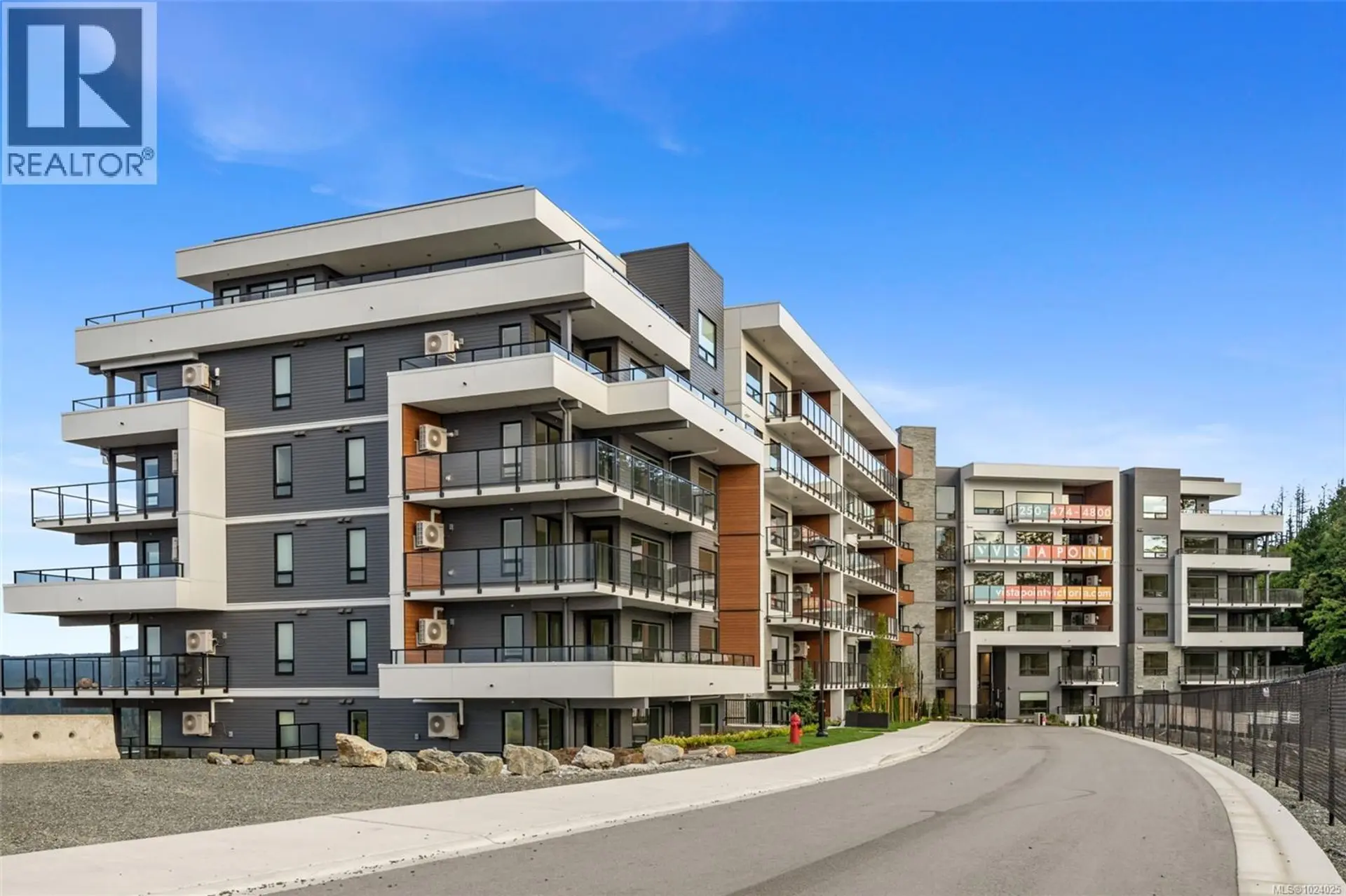 Property at #103 1810 SELENITE PL, Langford, BC