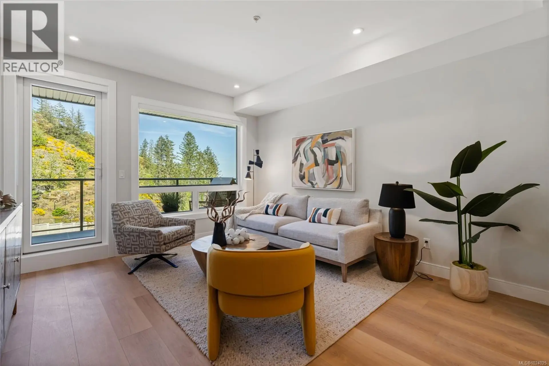 Property at #103 1810 SELENITE PL, Langford, BC