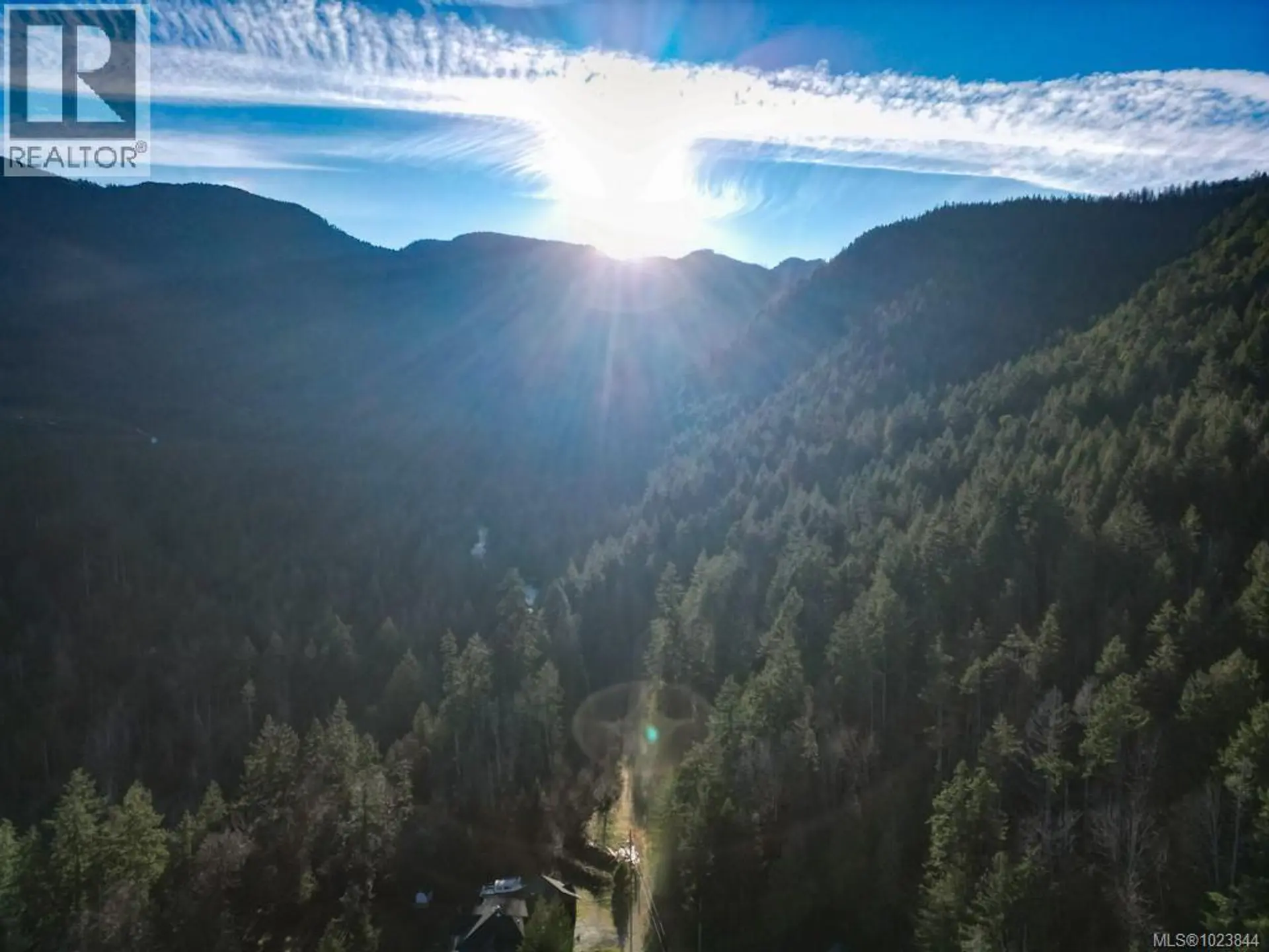 Property at 1865 TAYLOR WALK, Qualicum Beach, BC