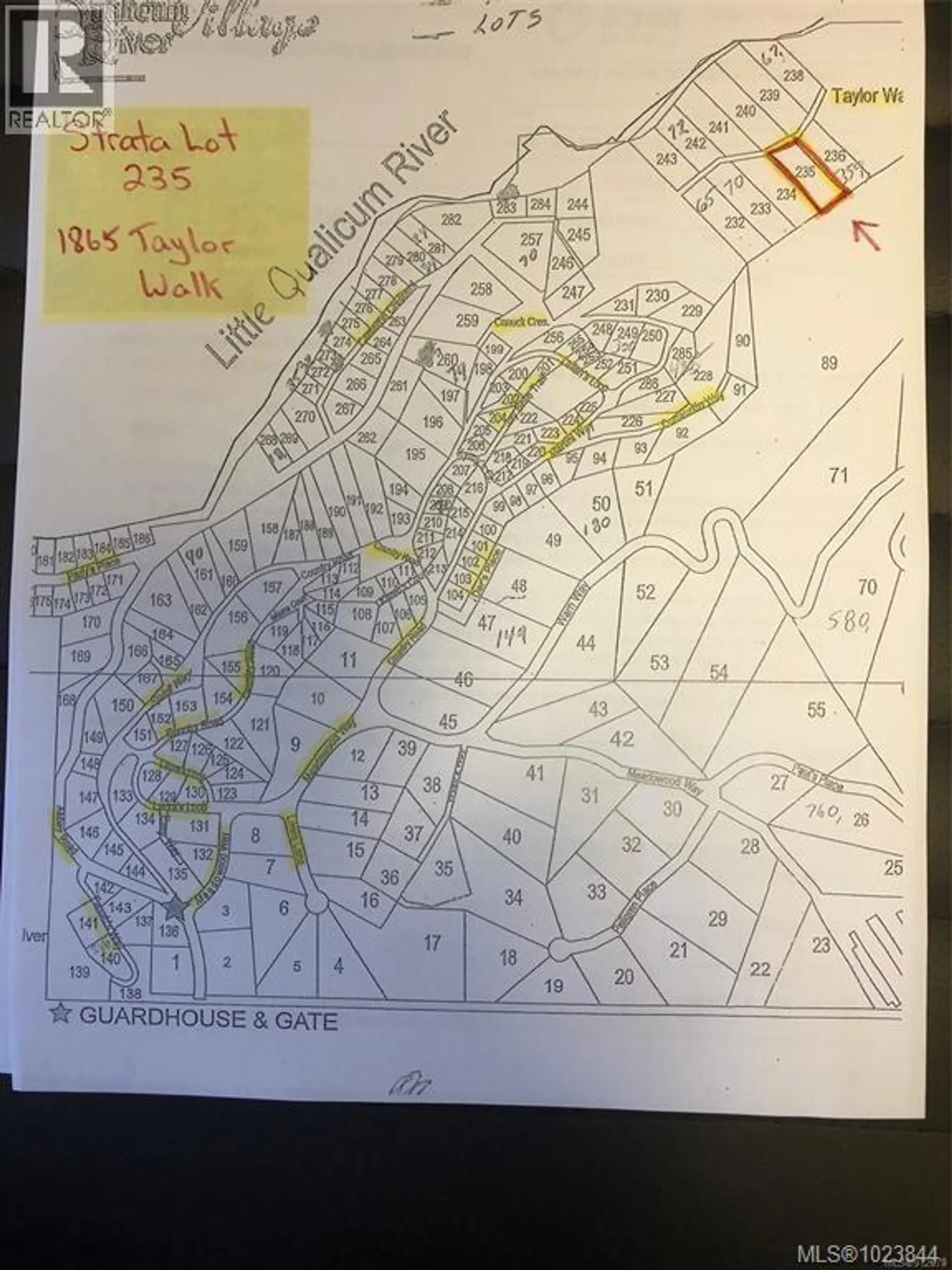 Property at 1865 TAYLOR WALK, Qualicum Beach, BC