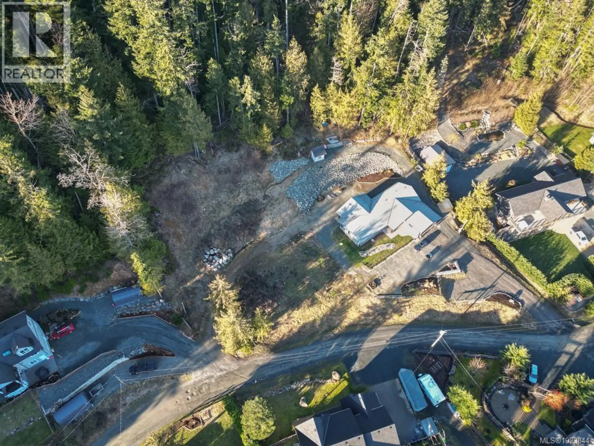 Property at 1865 TAYLOR WALK, Qualicum Beach, BC