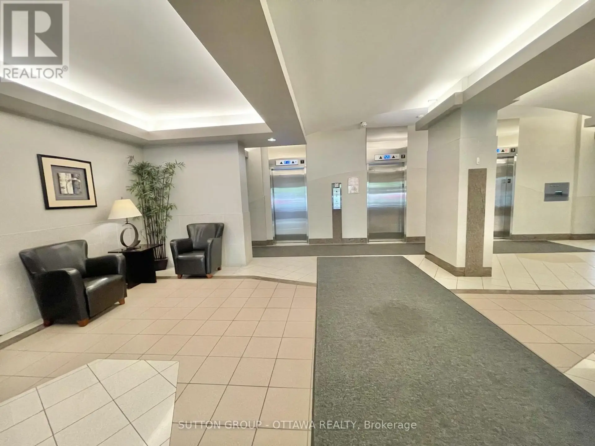 #1908 900 DYNES ROAD - Image 3