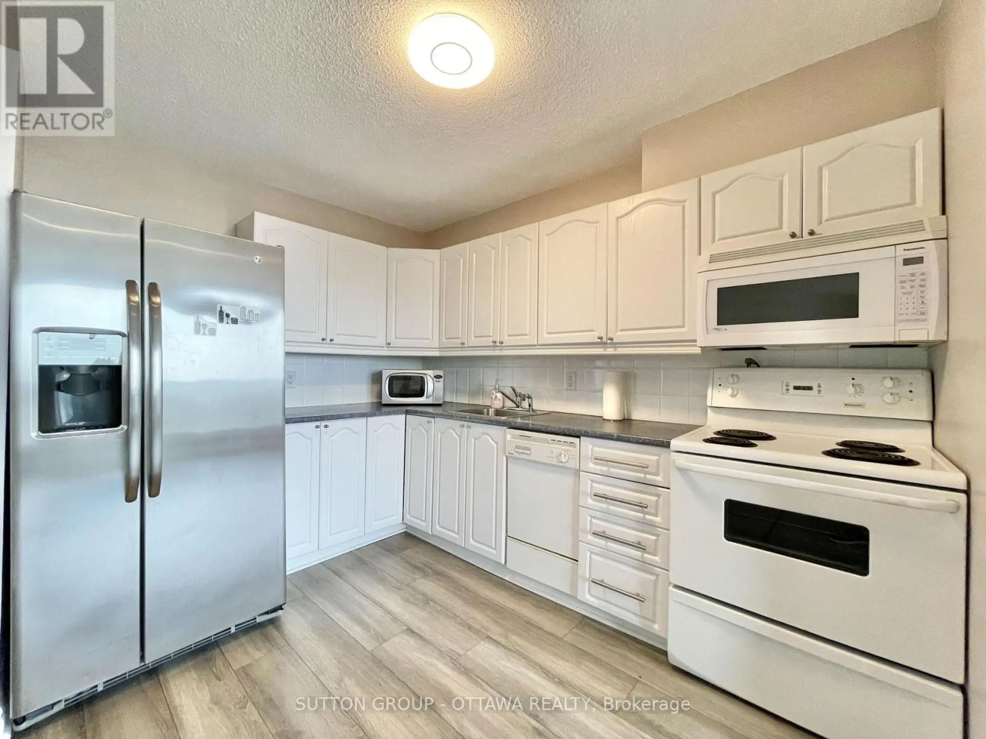 #1908 900 DYNES ROAD - Image 8