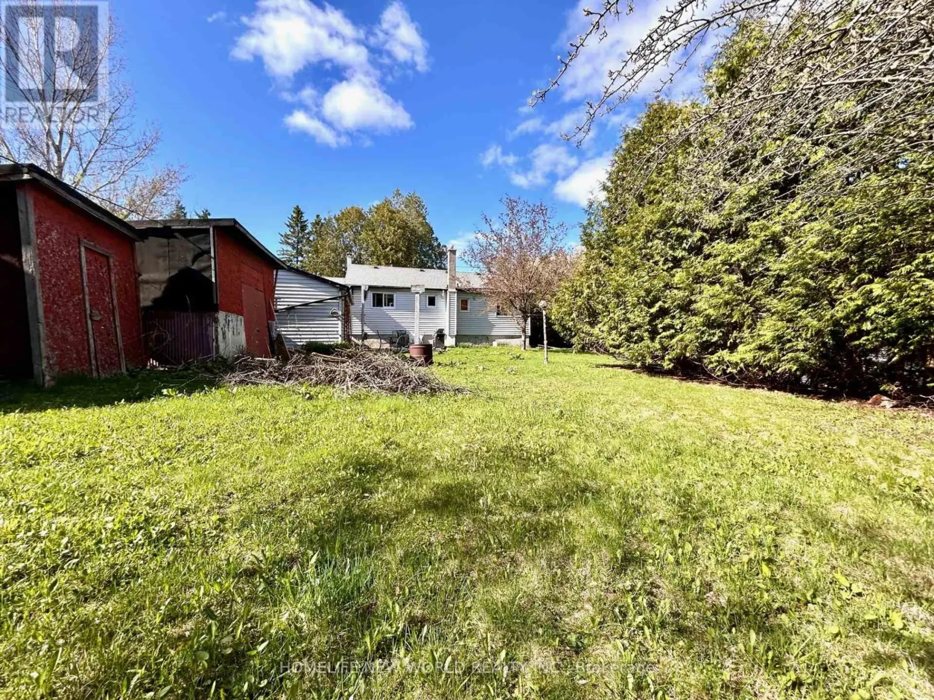 39 WINDSOR DRIVE - Image 13