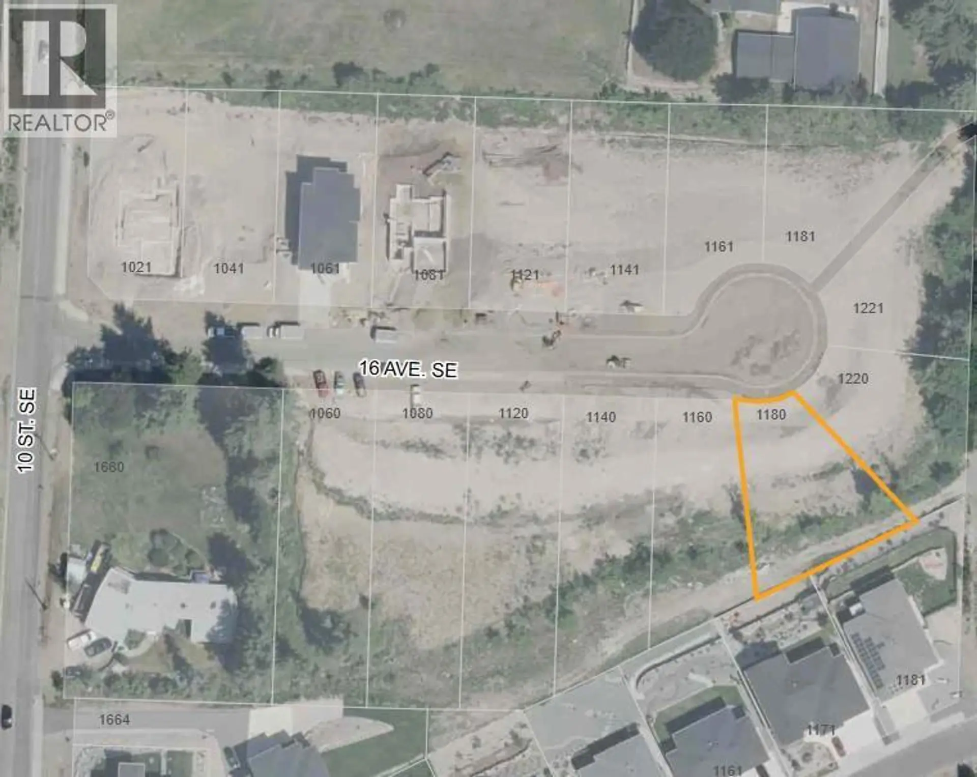 Property at 1180 16 AVENUE SE, Salmon Arm, BC