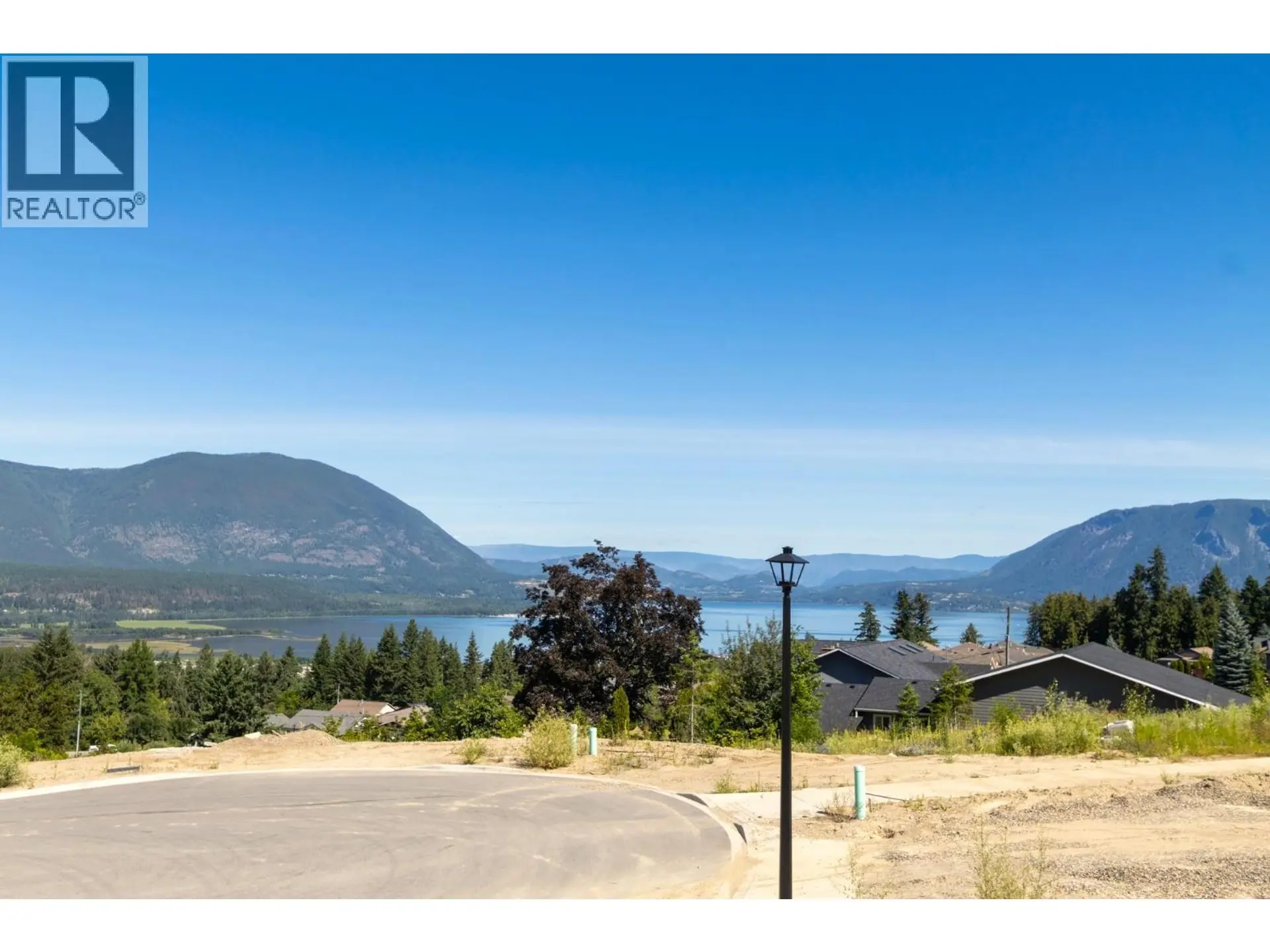 Property at 1180 16 AVENUE SE, Salmon Arm, BC
