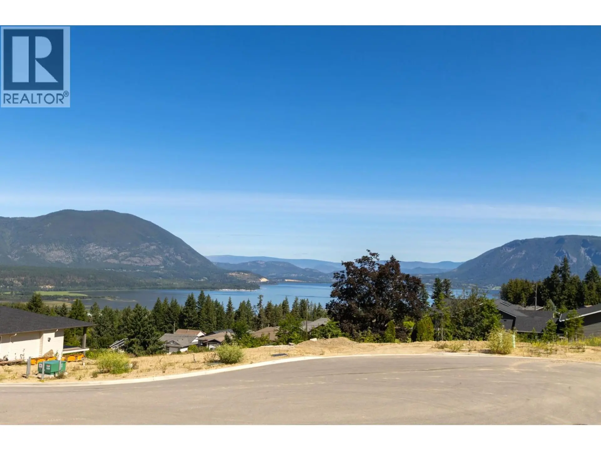 Property at 1220 16 AVENUE SE, Salmon Arm, BC