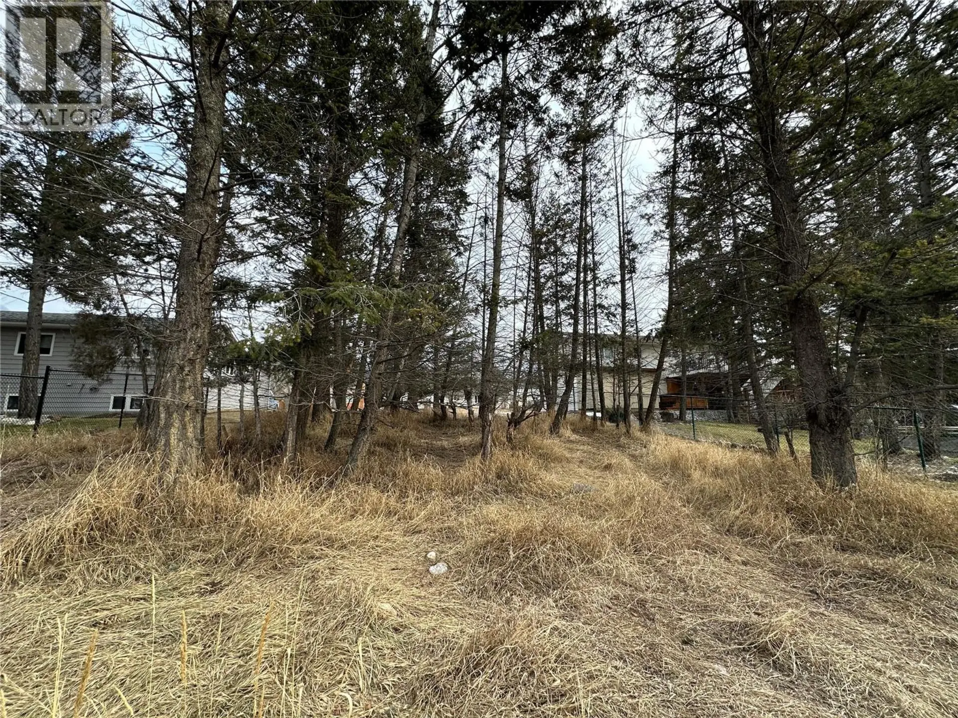 Property at 7495 JACKSON AVENUE, Radium Hot Springs, BC