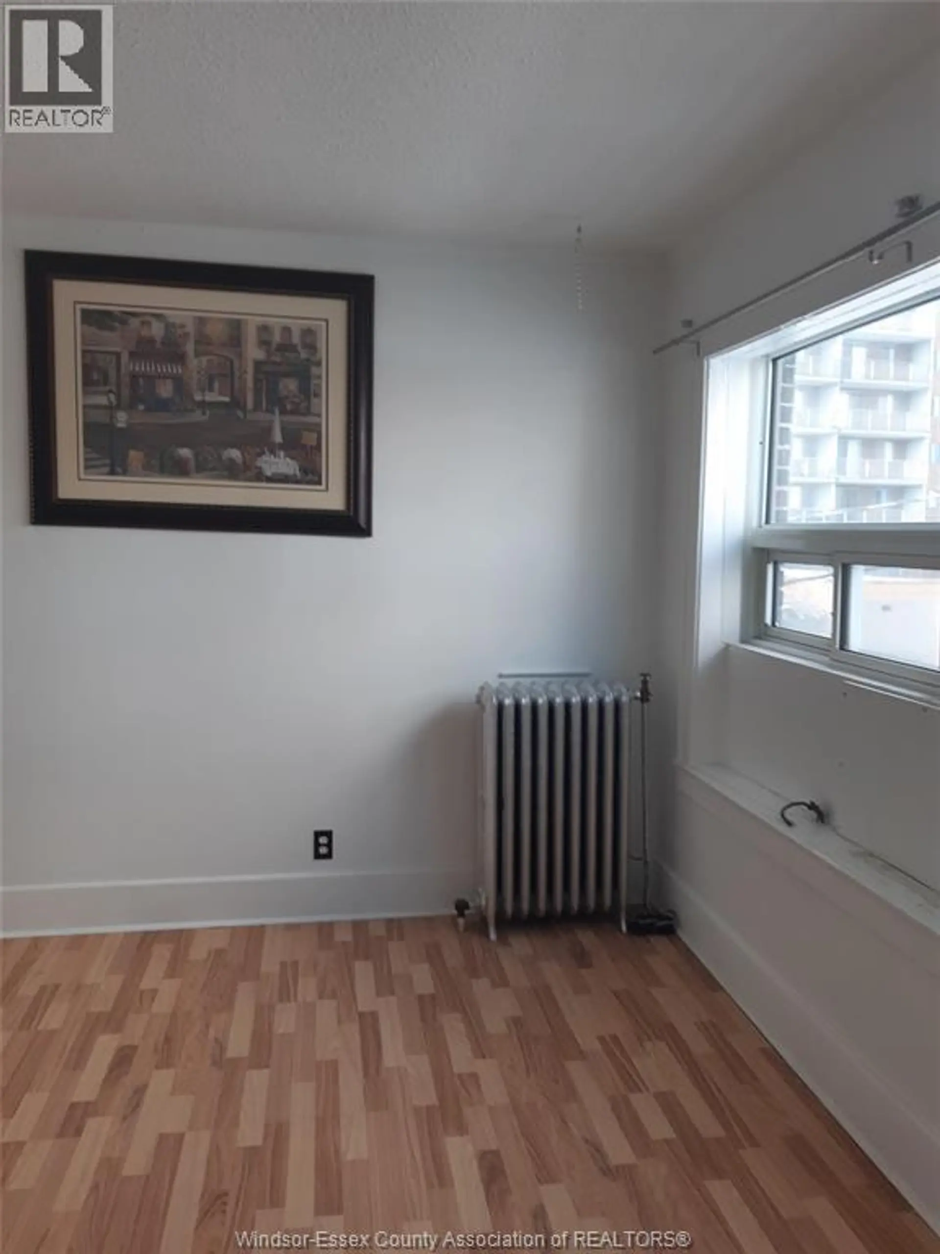 147 JANETTE AVENUE - Image 10