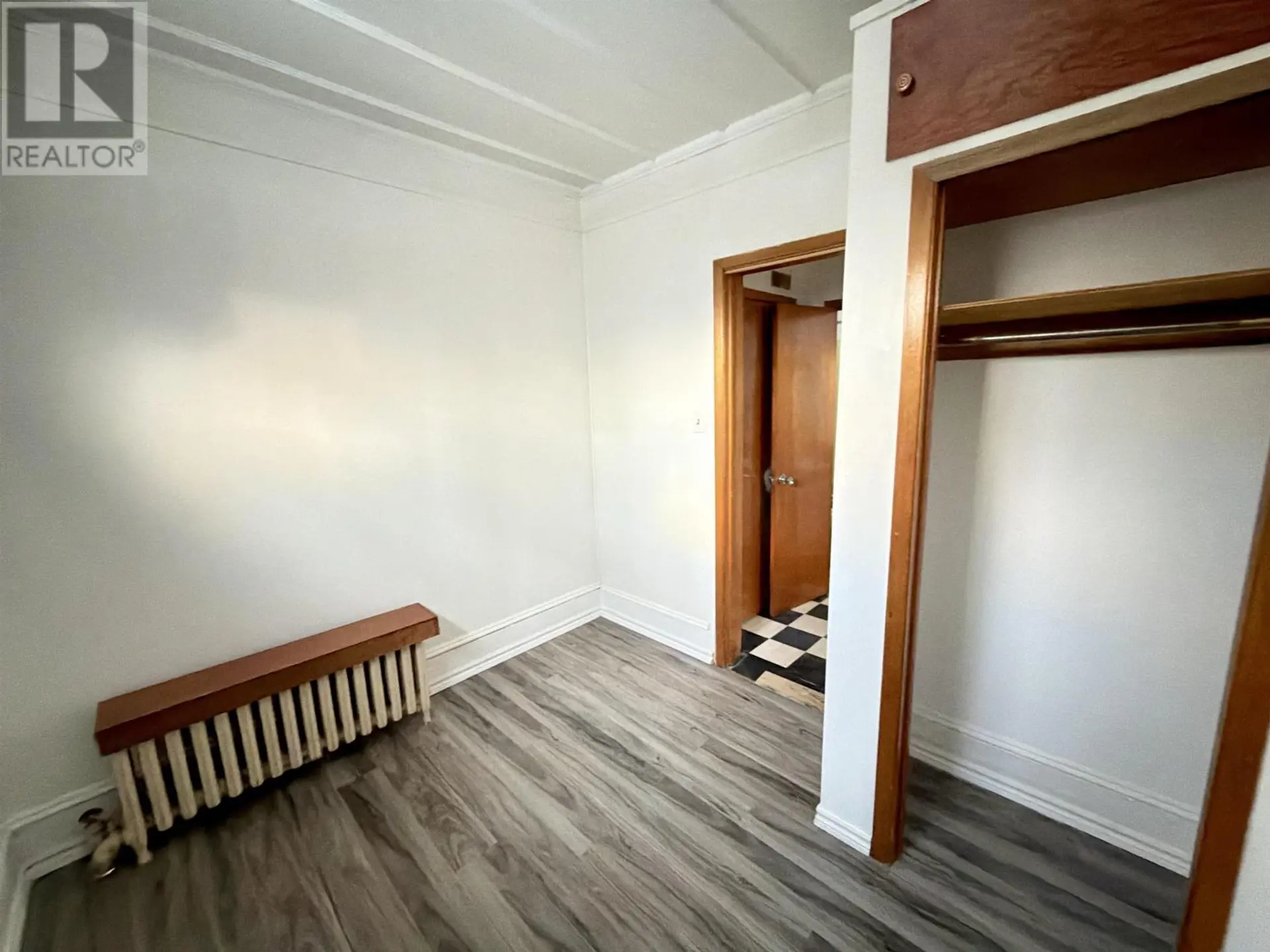 385 GIBBON STREET - Image 7