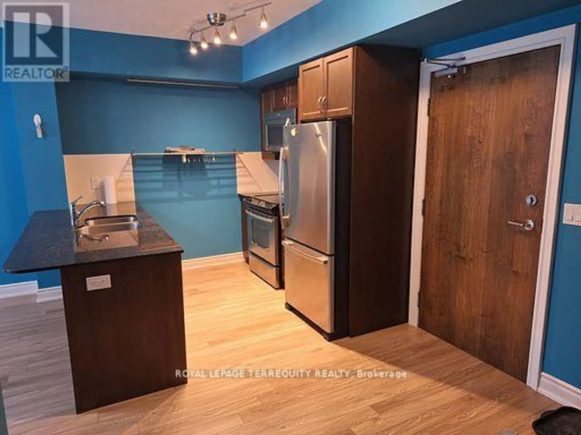 #234 701 SHEPPARD AVENUE W - Image 6