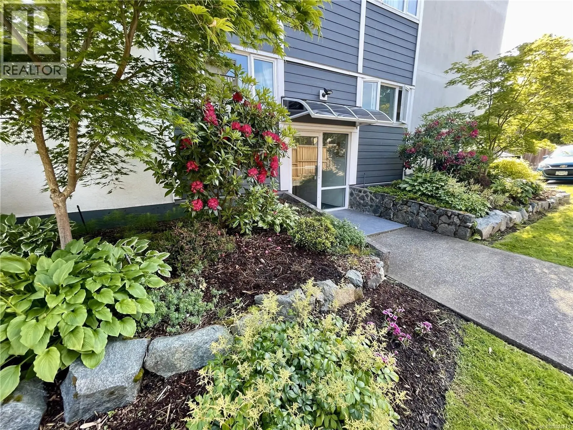 Property at #359 2930 WASHINGTON AVE, Victoria, BC