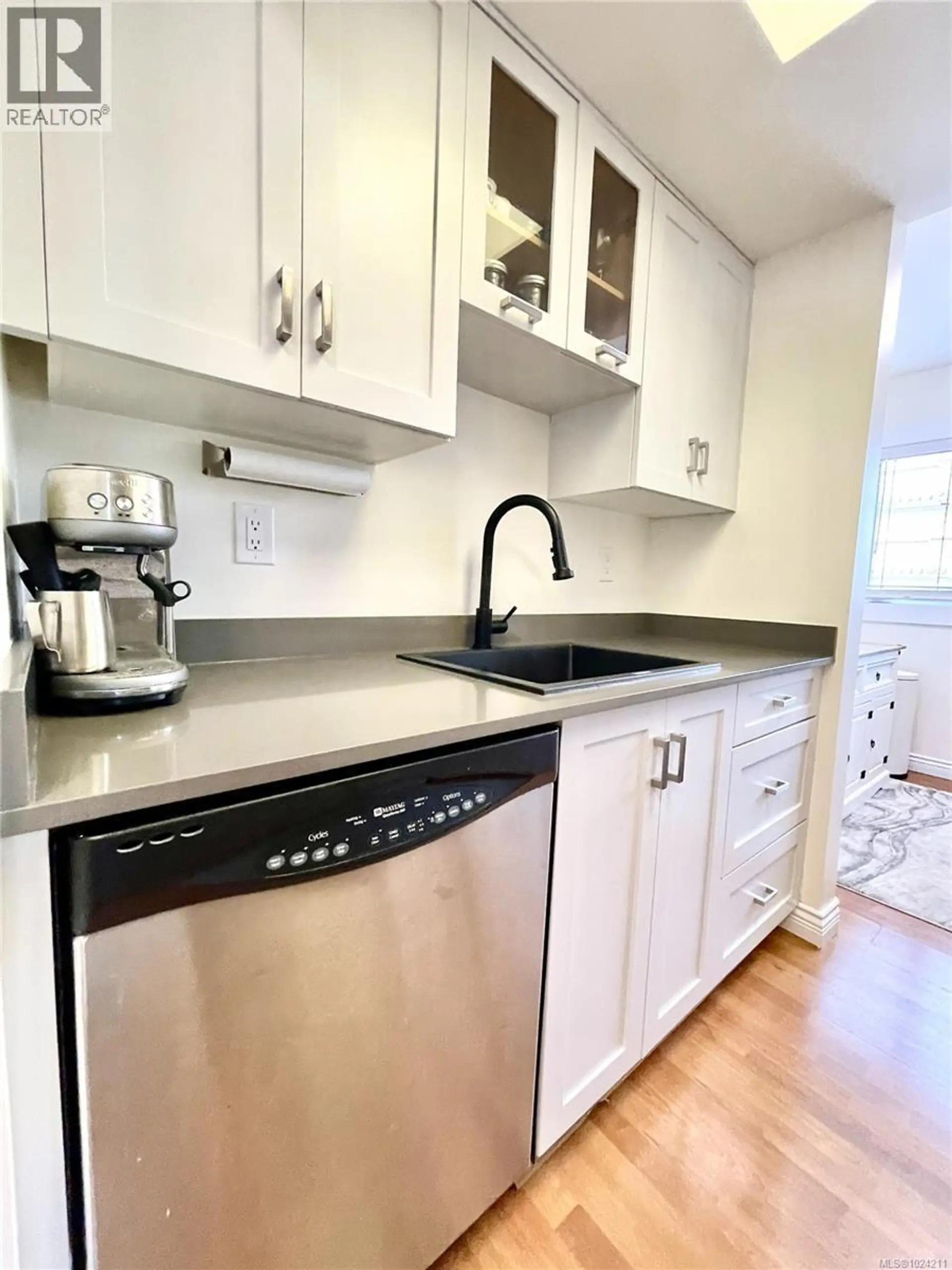 Property at #359 2930 WASHINGTON AVE, Victoria, BC