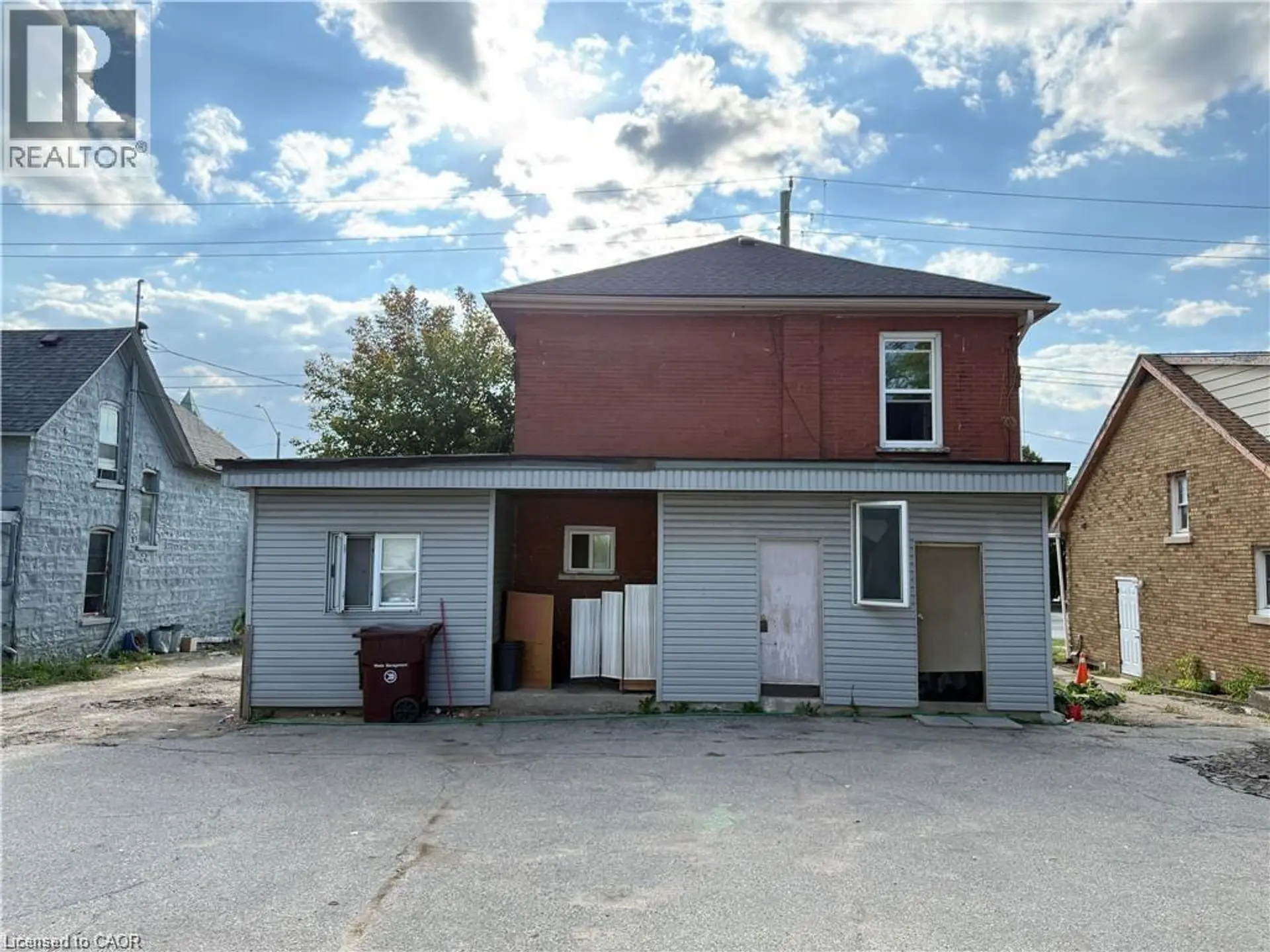229 WATER STREET N - Image 6
