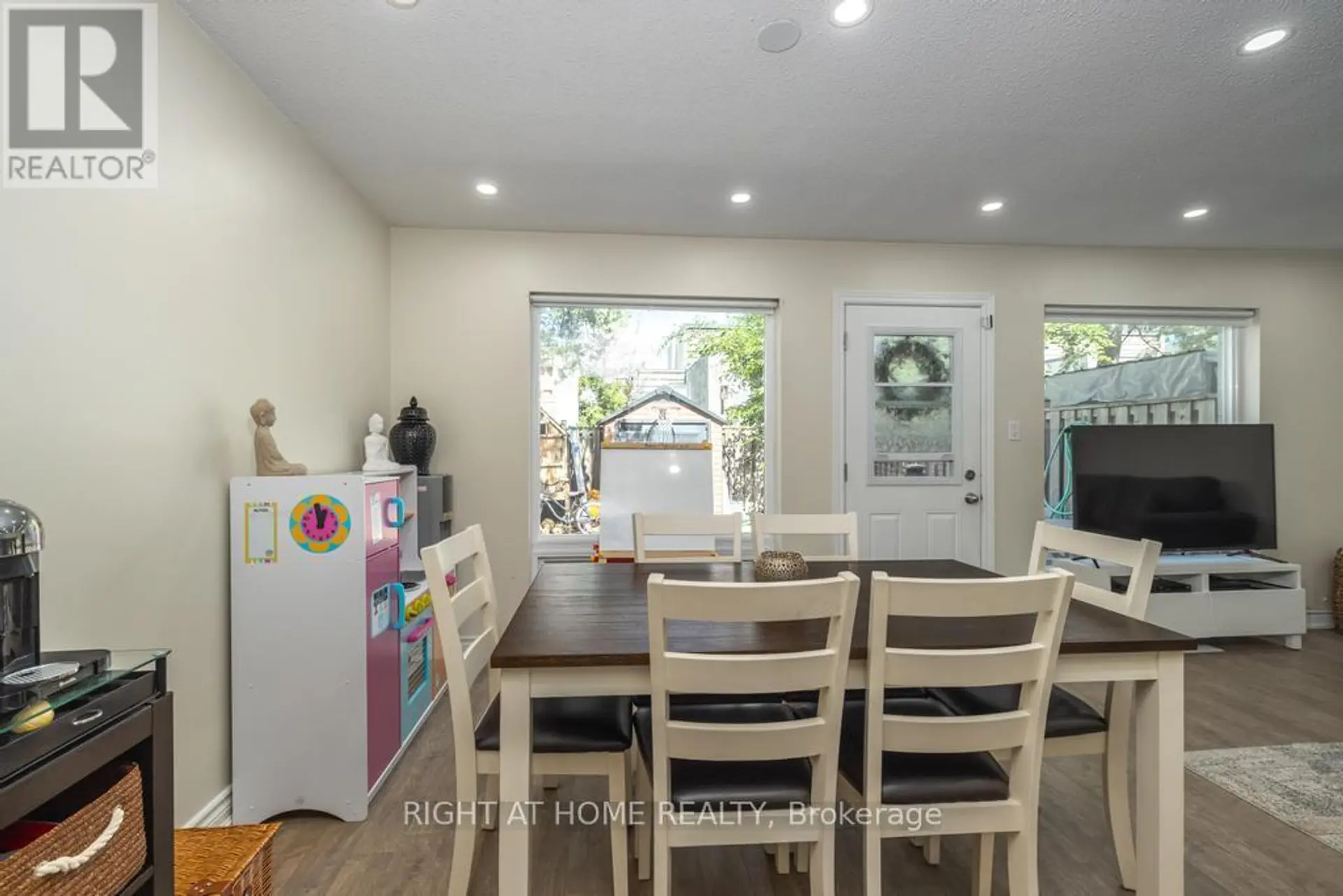 #13 23 FOUR WINDS DRIVE - Image 8