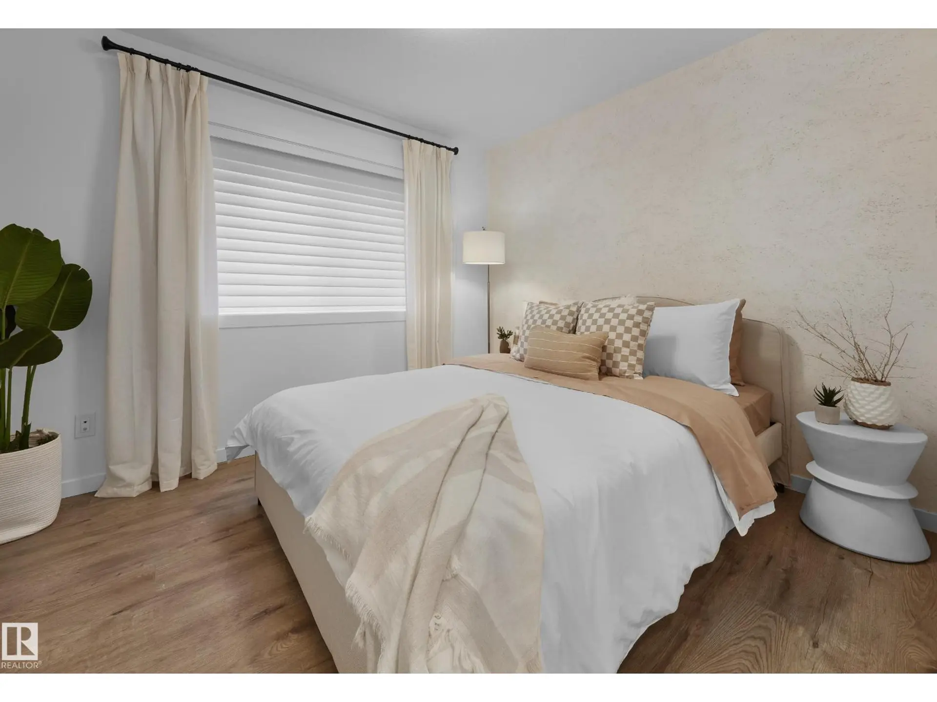 427 ASTER DR NW - Image 11