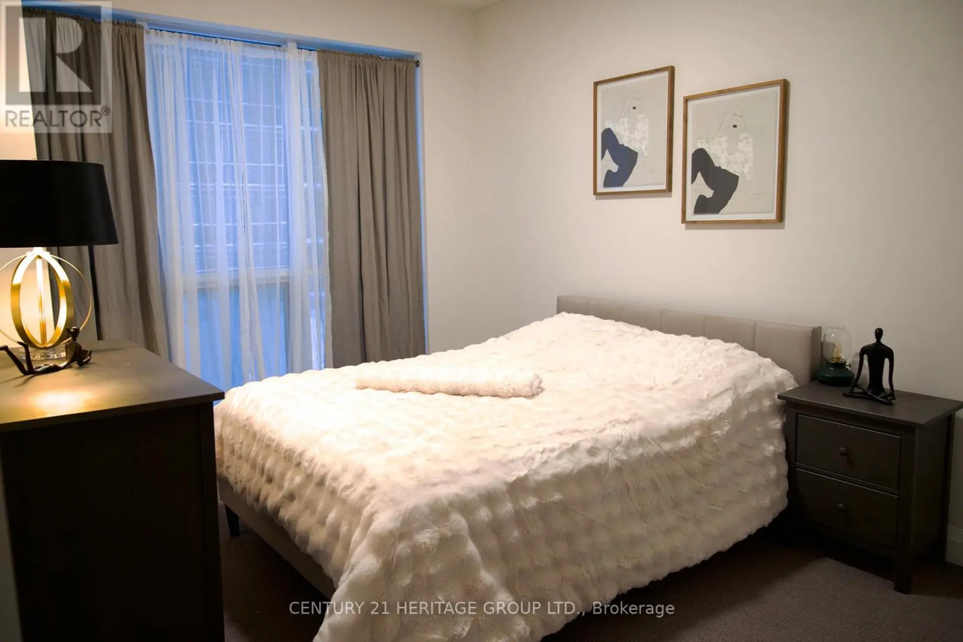 #708 11 BOGERT AVENUE NE - Image 7