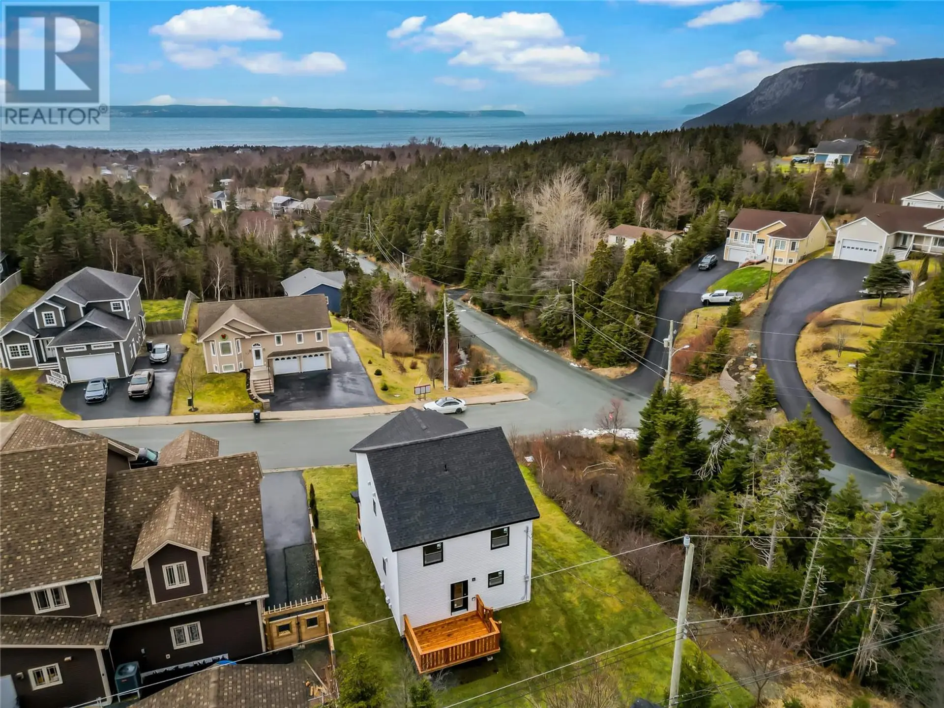 1 ABIGAIL PLACE - Image 6