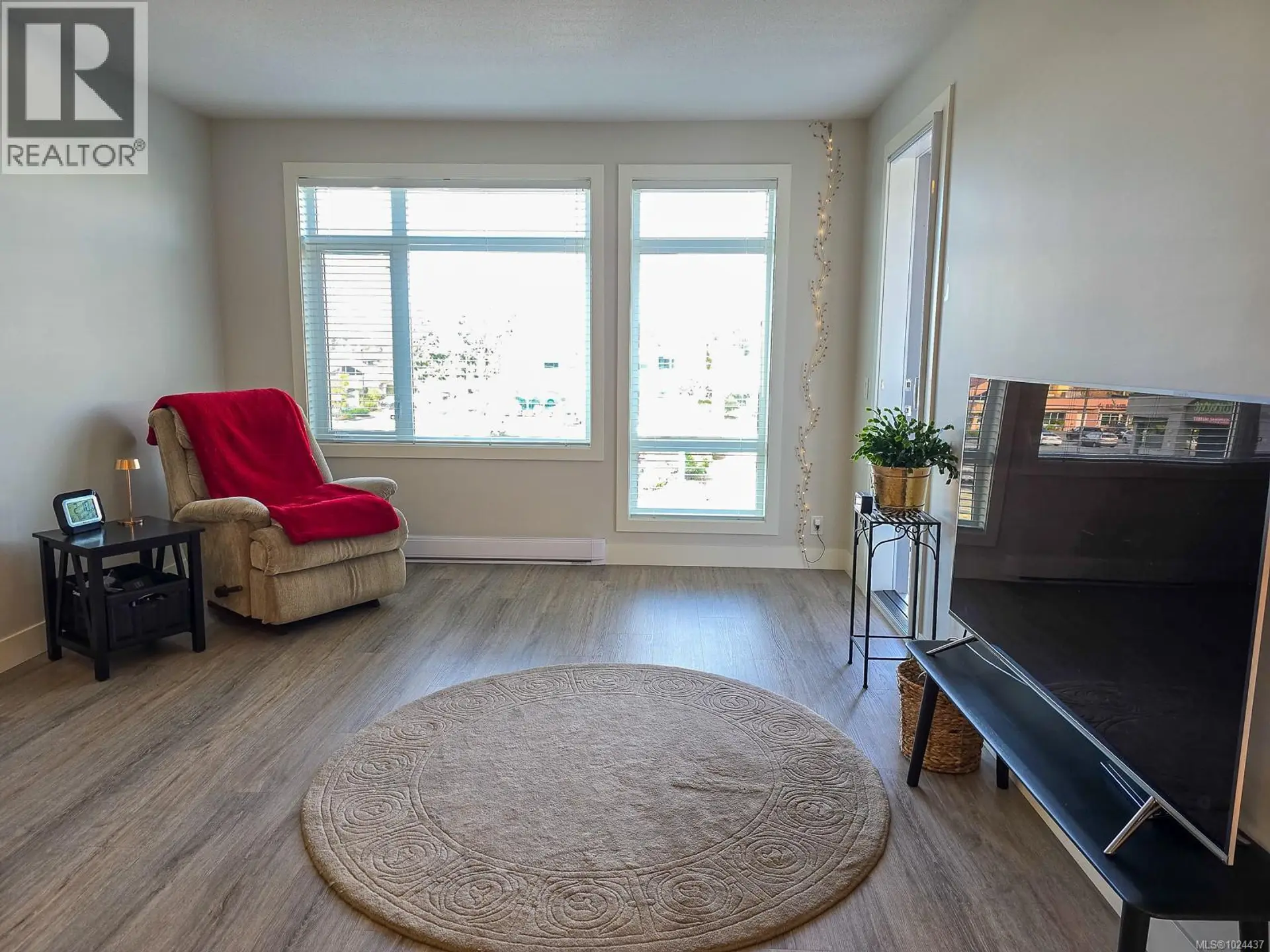 Property at #204 6544 METRAL DR, Nanaimo, BC