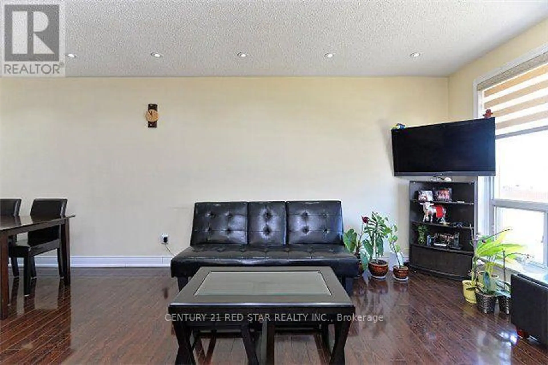65 NEWSTEAD CRESCENT - Image 3